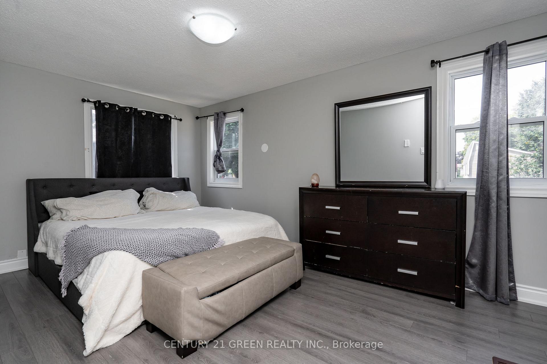 Photo 16 of 23 Hector Court, Brampton, Central Park — HOMEH