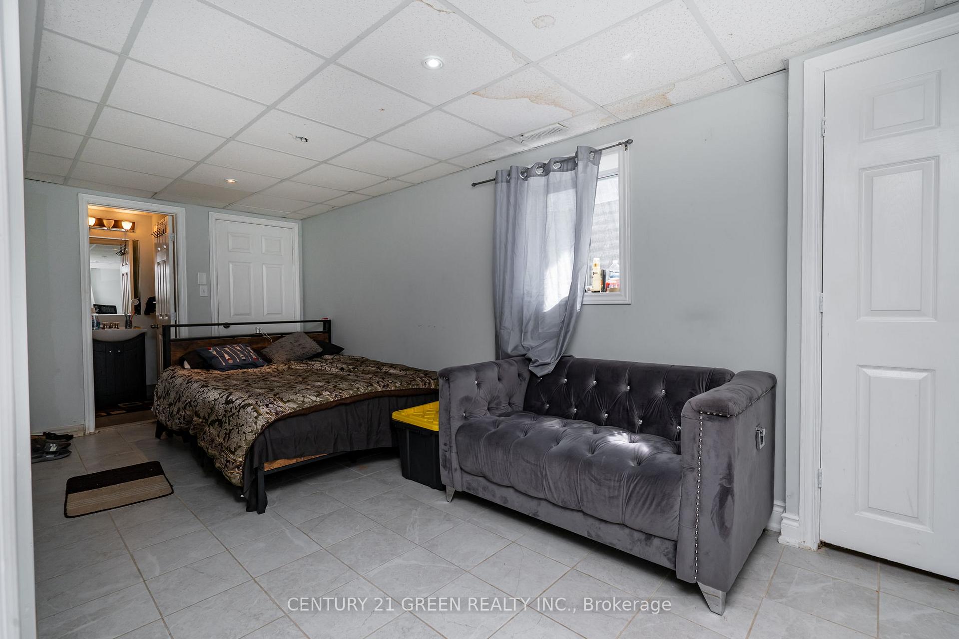 Photo 23 of 23 Hector Court, Brampton, Central Park — HOMEH