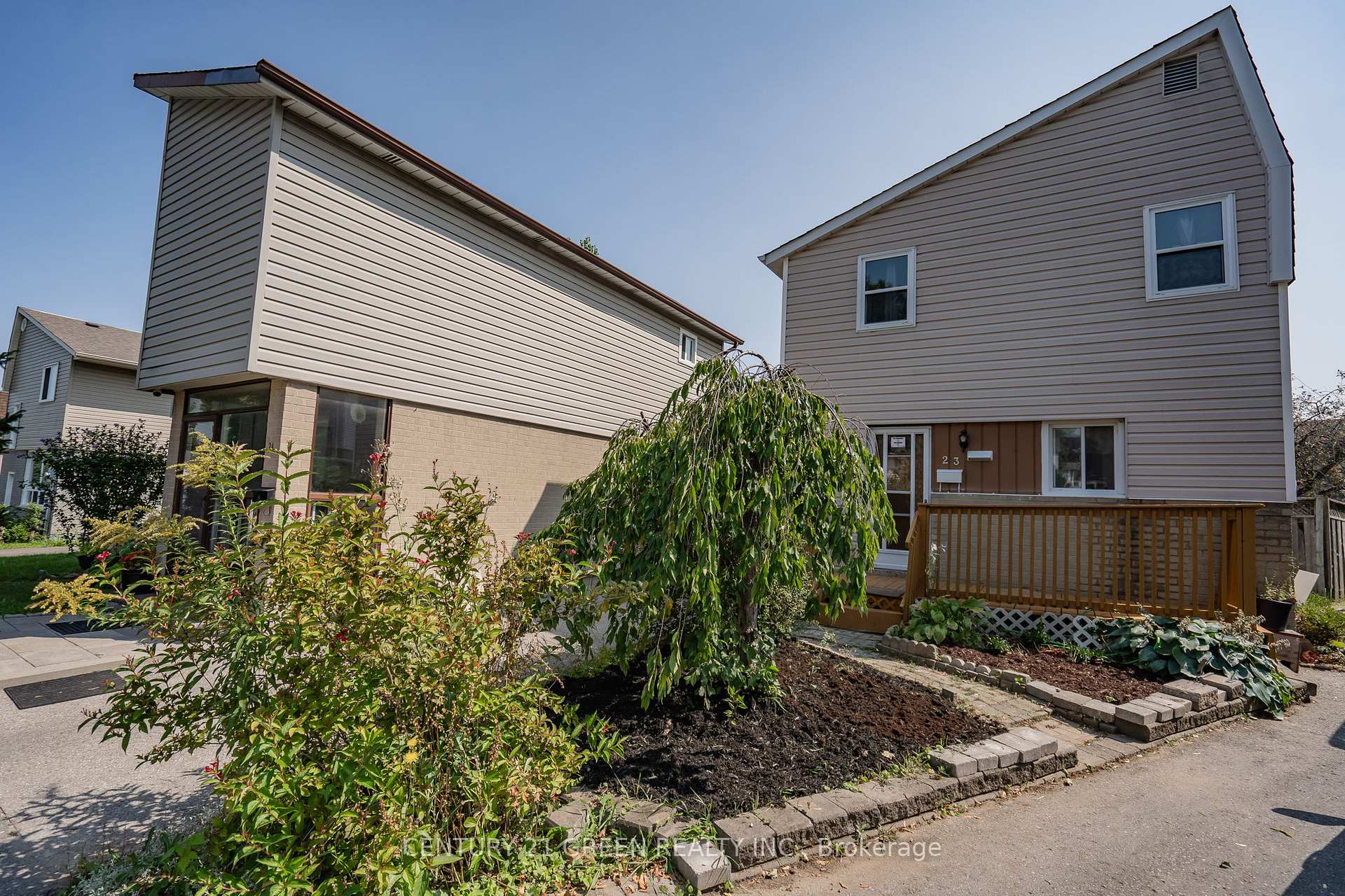 Photo 20 of 23 Hector Court, Brampton, Central Park — HOMEH