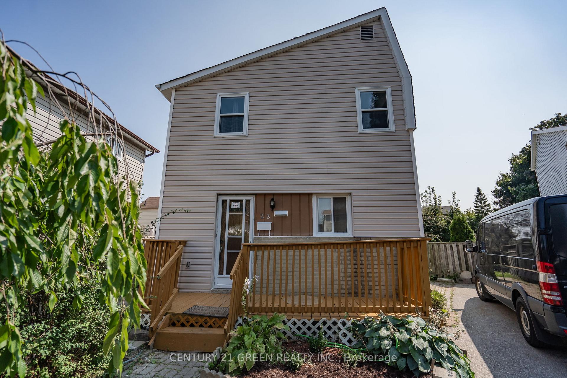 Photo 21 of 23 Hector Court, Brampton, Central Park — HOMEH