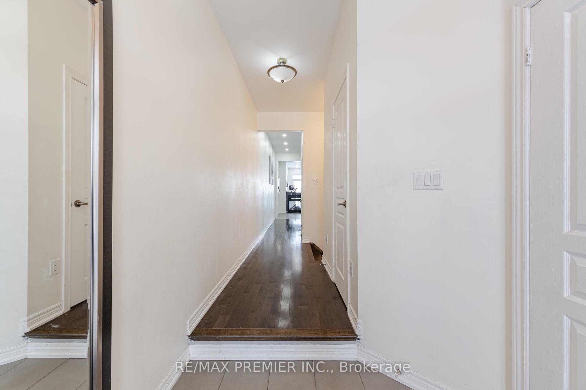 Photo 2 of 81 Alexie Way, Vaughan, Vellore Village — HOMEH