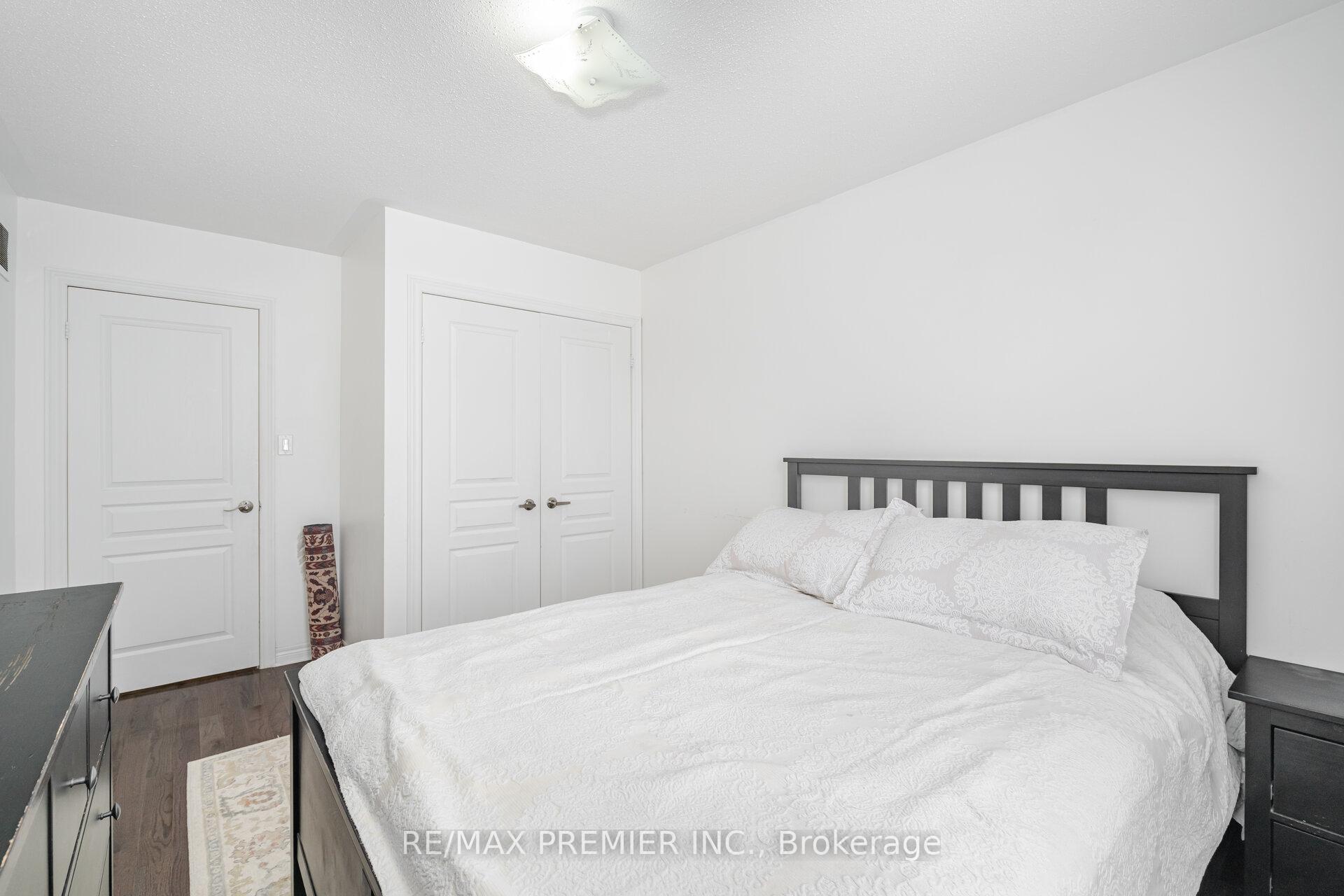 Photo 8 of 81 Alexie Way, Vaughan, Vellore Village — HOMEH