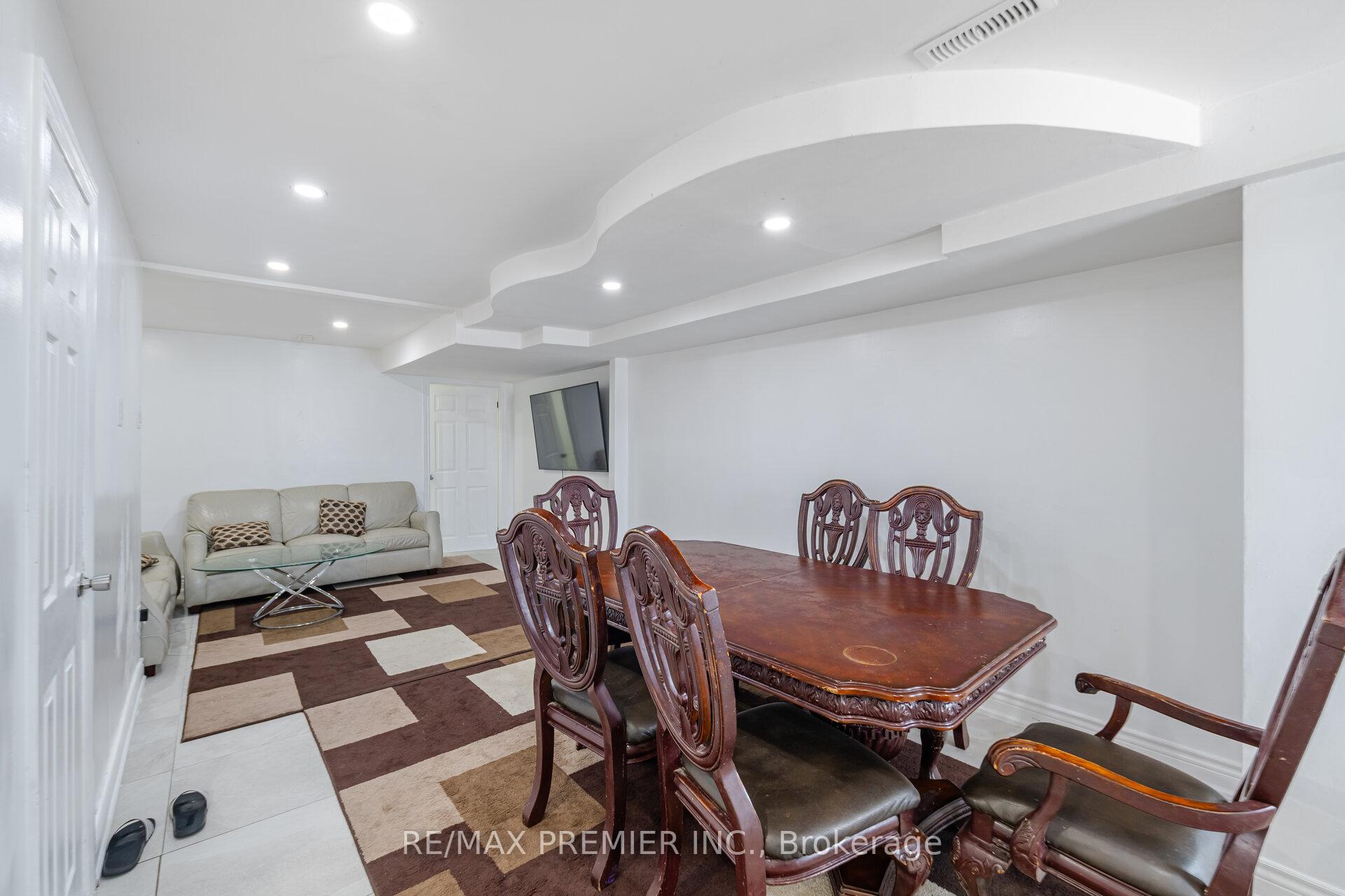 Photo 25 of 81 Alexie Way, Vaughan, Vellore Village — HOMEH