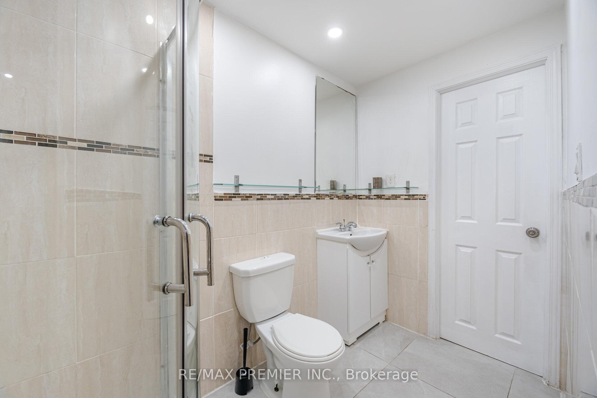 Photo 21 of 81 Alexie Way, Vaughan, Vellore Village — HOMEH