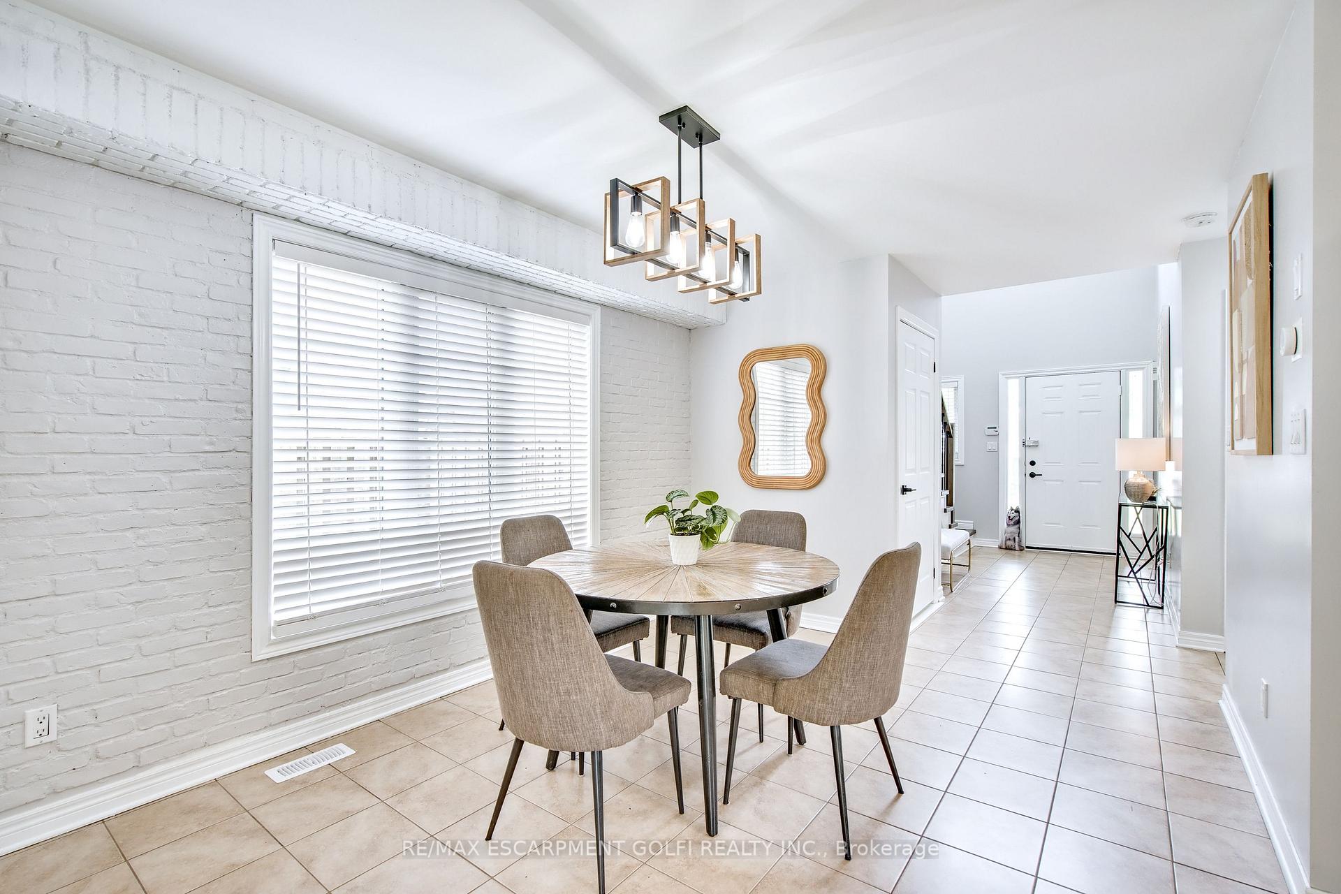 Photo 14 of 251 Pelham Road, St. Catharines, Rykert/Vansickle — HOMEH
