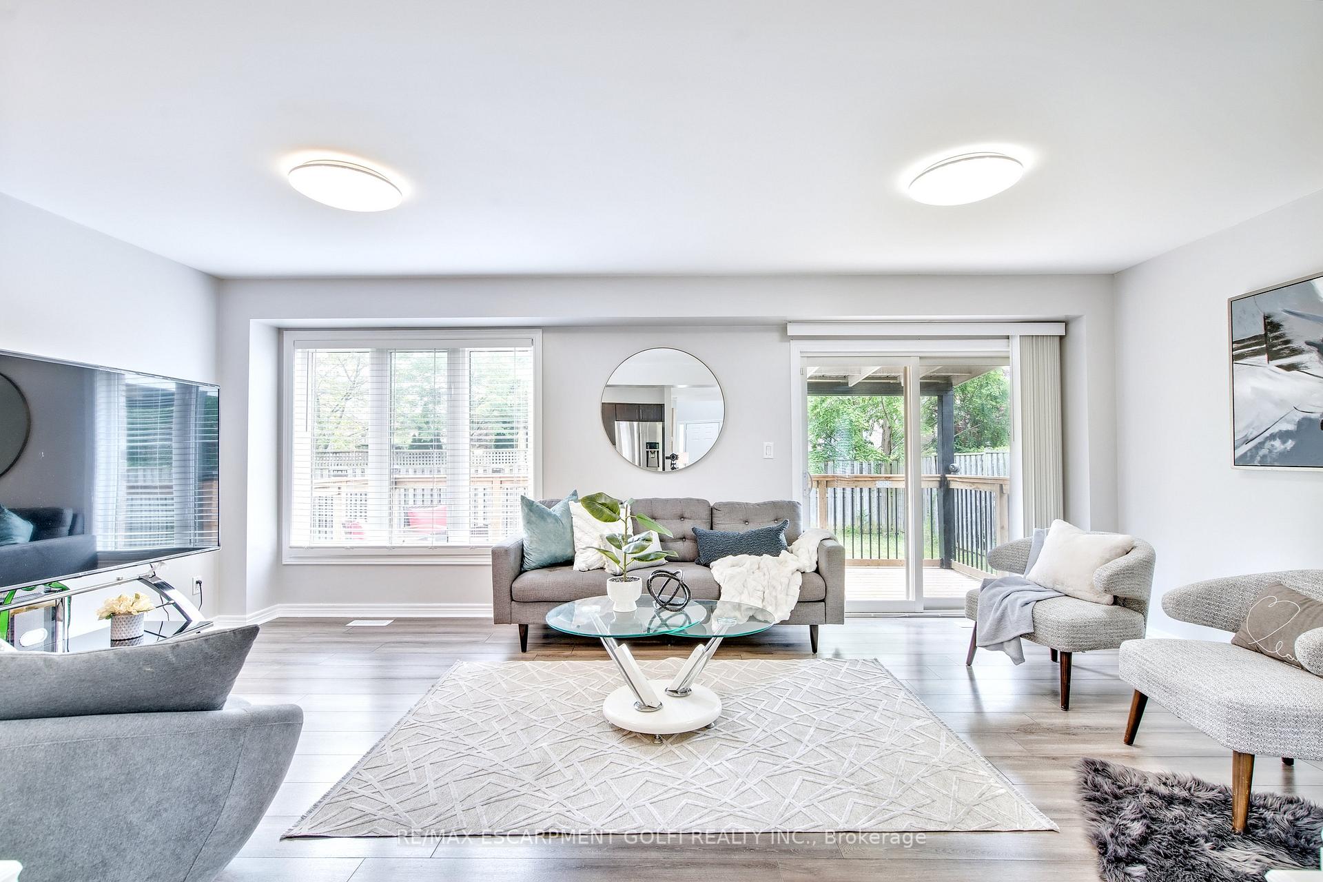 Photo 39 of 251 Pelham Road, St. Catharines, Rykert/Vansickle — HOMEH