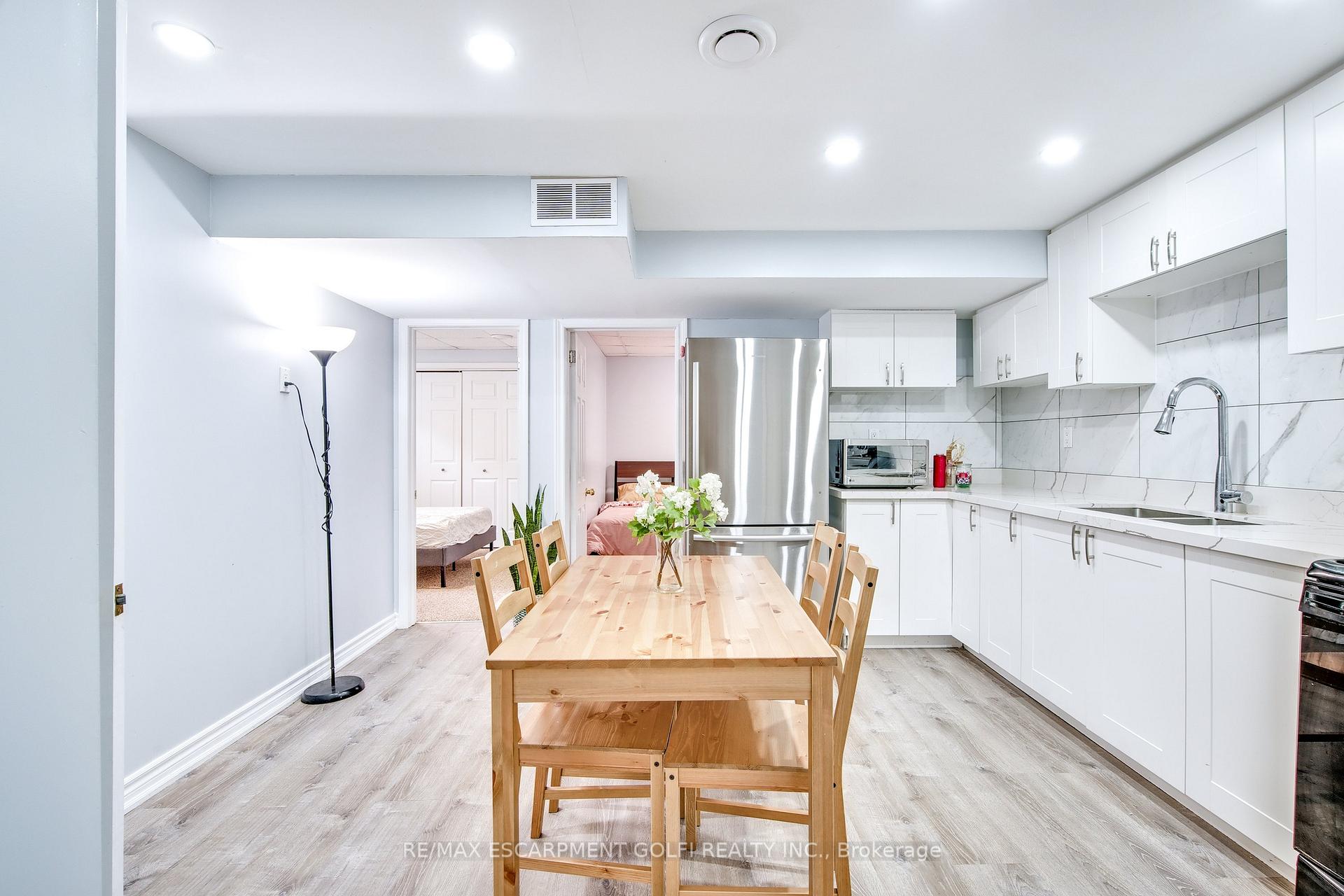 Photo 27 of 251 Pelham Road, St. Catharines, Rykert/Vansickle — HOMEH