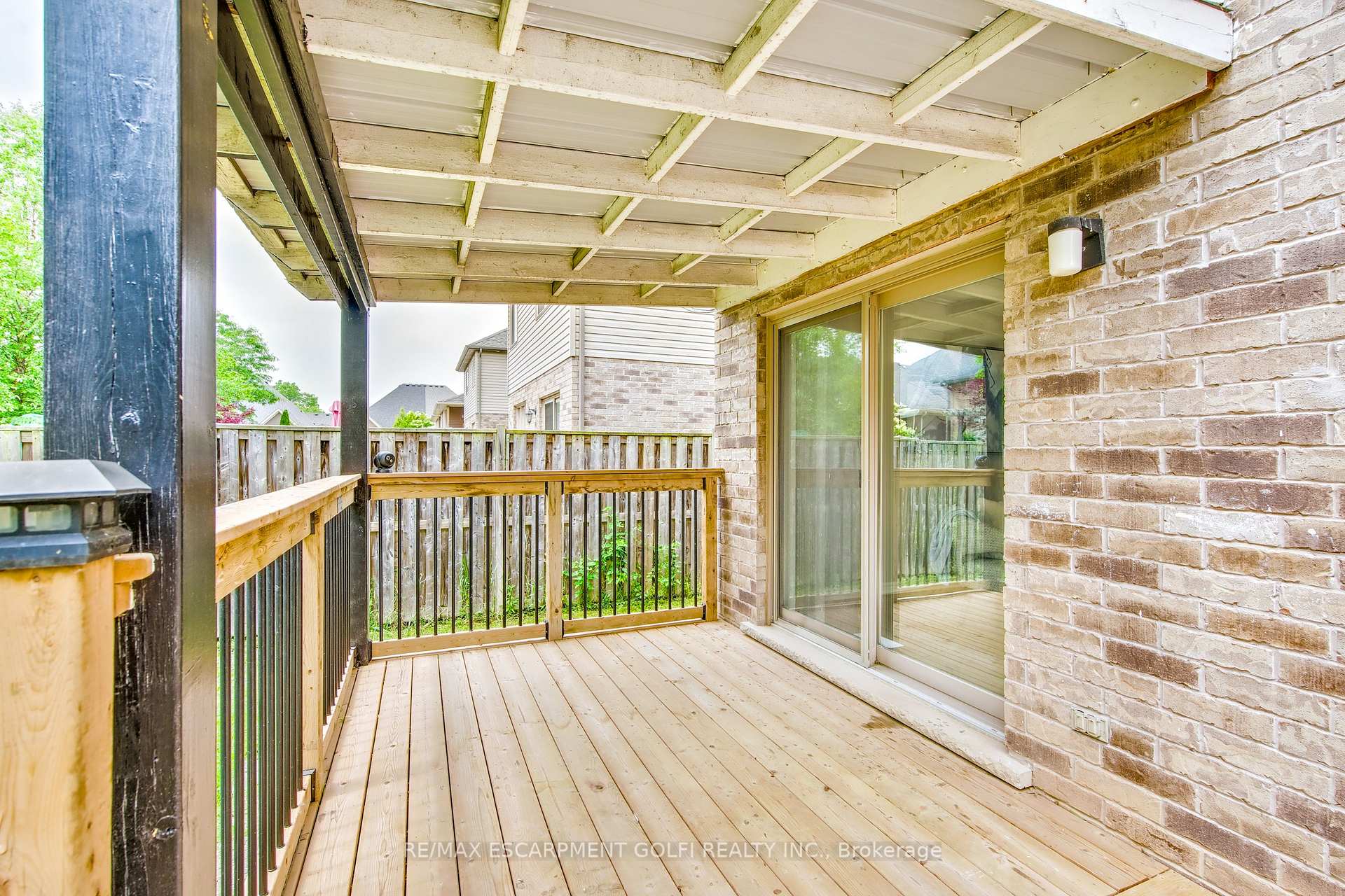 Photo 28 of 251 Pelham Road, St. Catharines, Rykert/Vansickle — HOMEH