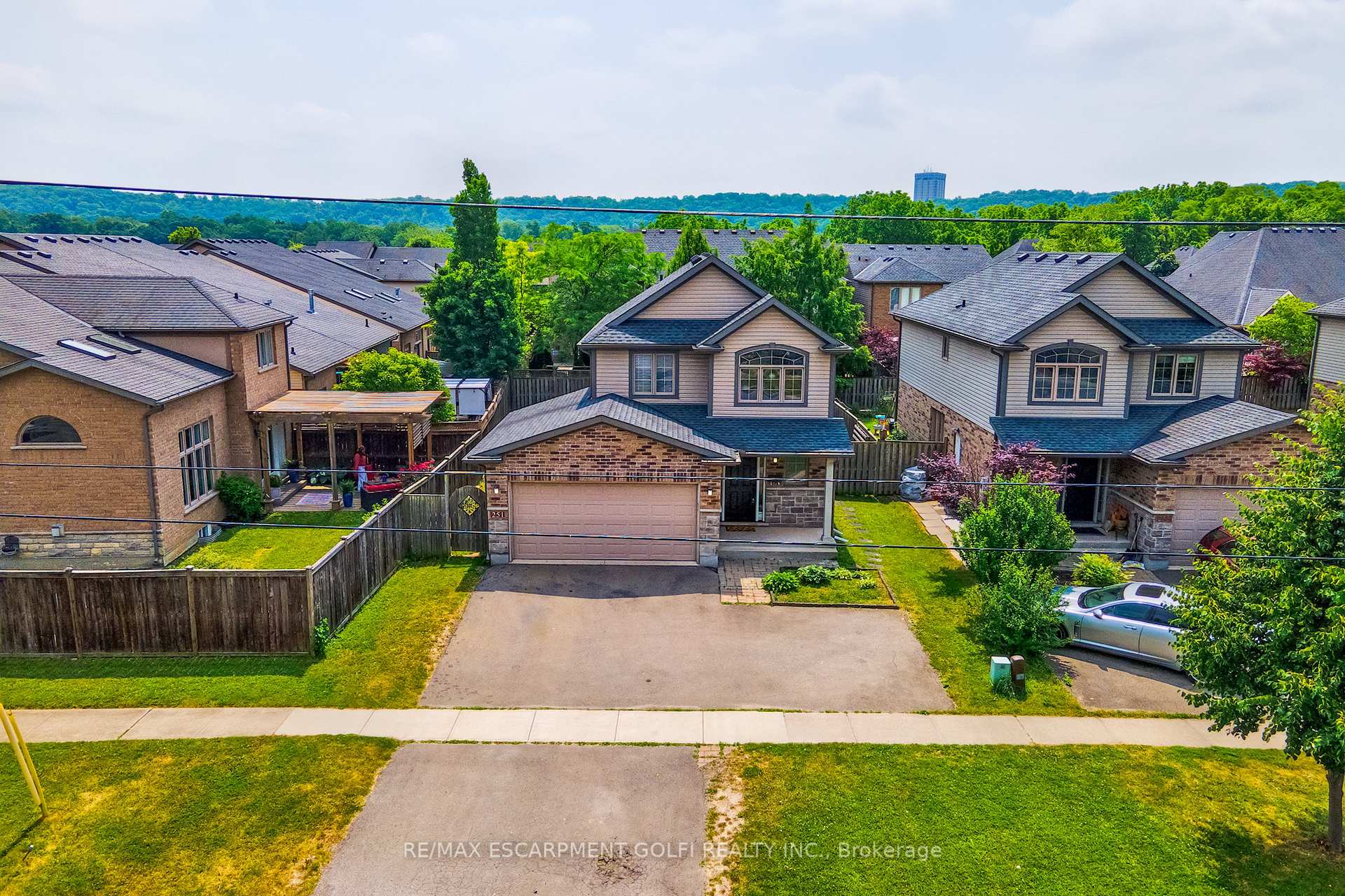 Photo 23 of 251 Pelham Road, St. Catharines, Rykert/Vansickle — HOMEH