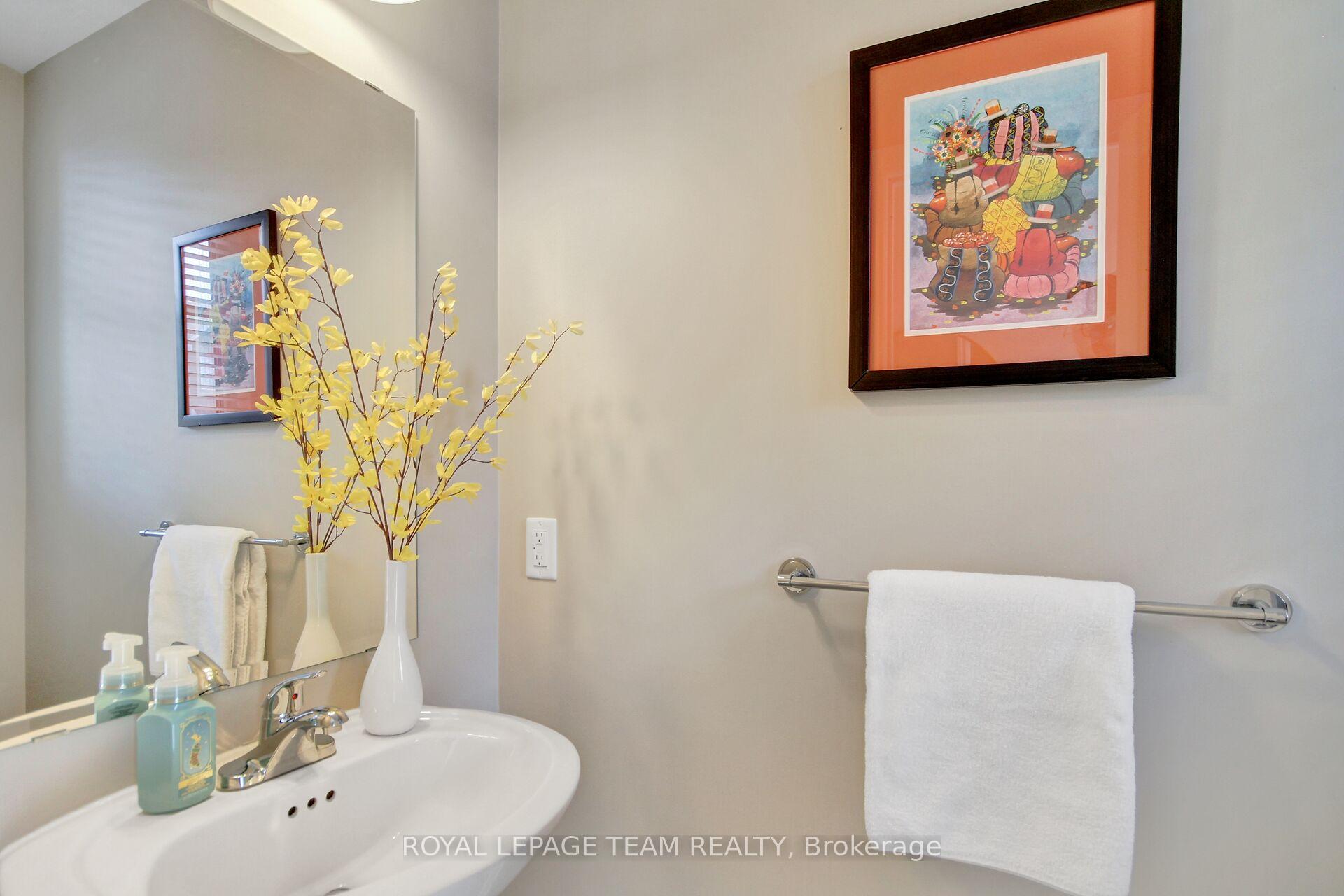 Photo 5 of 225 Brambling Way, Ottawa, Barrhaven - Half Moon Bay — HOMEH