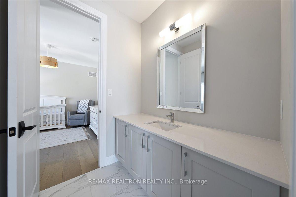 Photo 34 of 7 Maple Fields Circle, Aurora, Aurora Estates — HOMEH