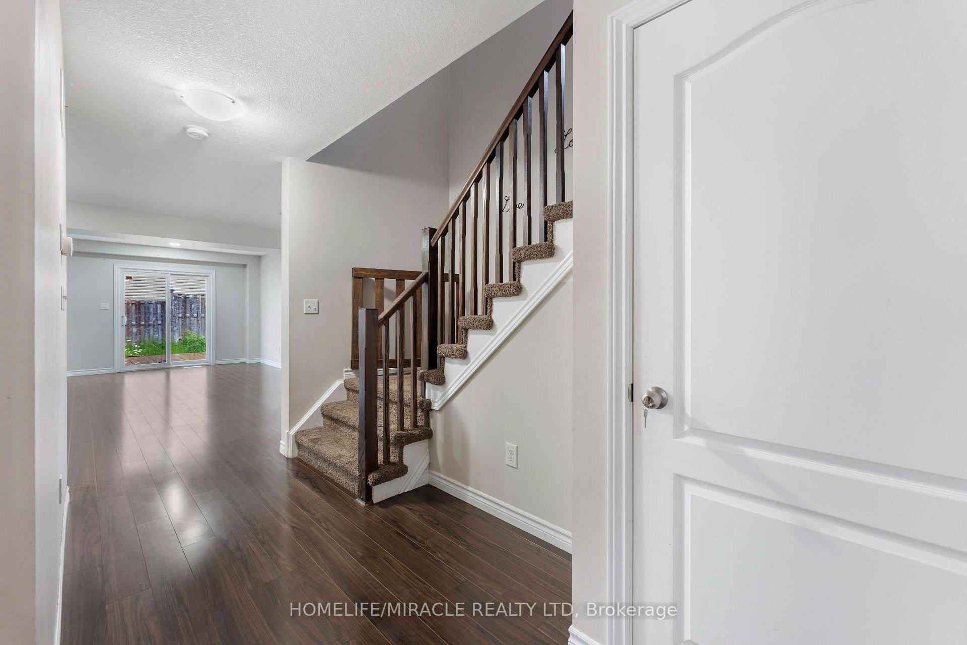 Photo 5 of 6 Pompeii Street, Kitchener, Huron Park — HOMEH