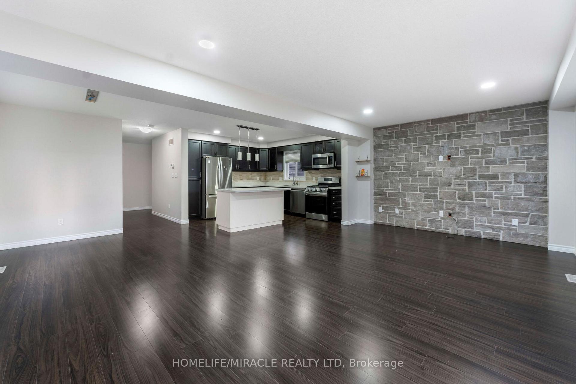 Photo 36 of 6 Pompeii Street, Kitchener, Huron Park — HOMEH