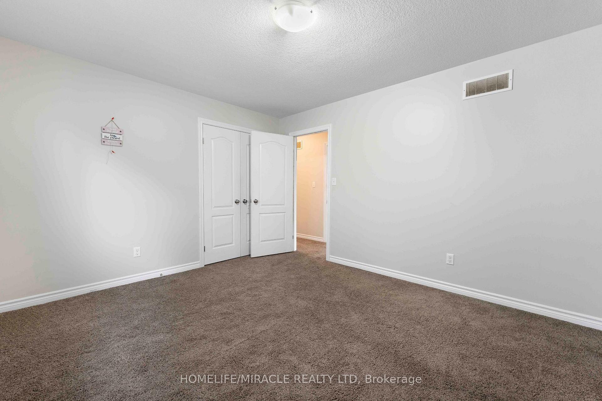 Photo 24 of 6 Pompeii Street, Kitchener, Huron Park — HOMEH