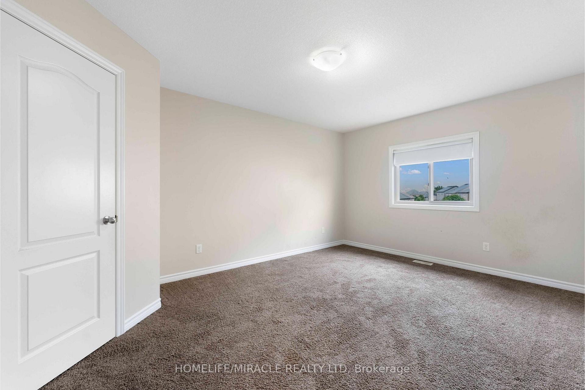 Photo 27 of 6 Pompeii Street, Kitchener, Huron Park — HOMEH