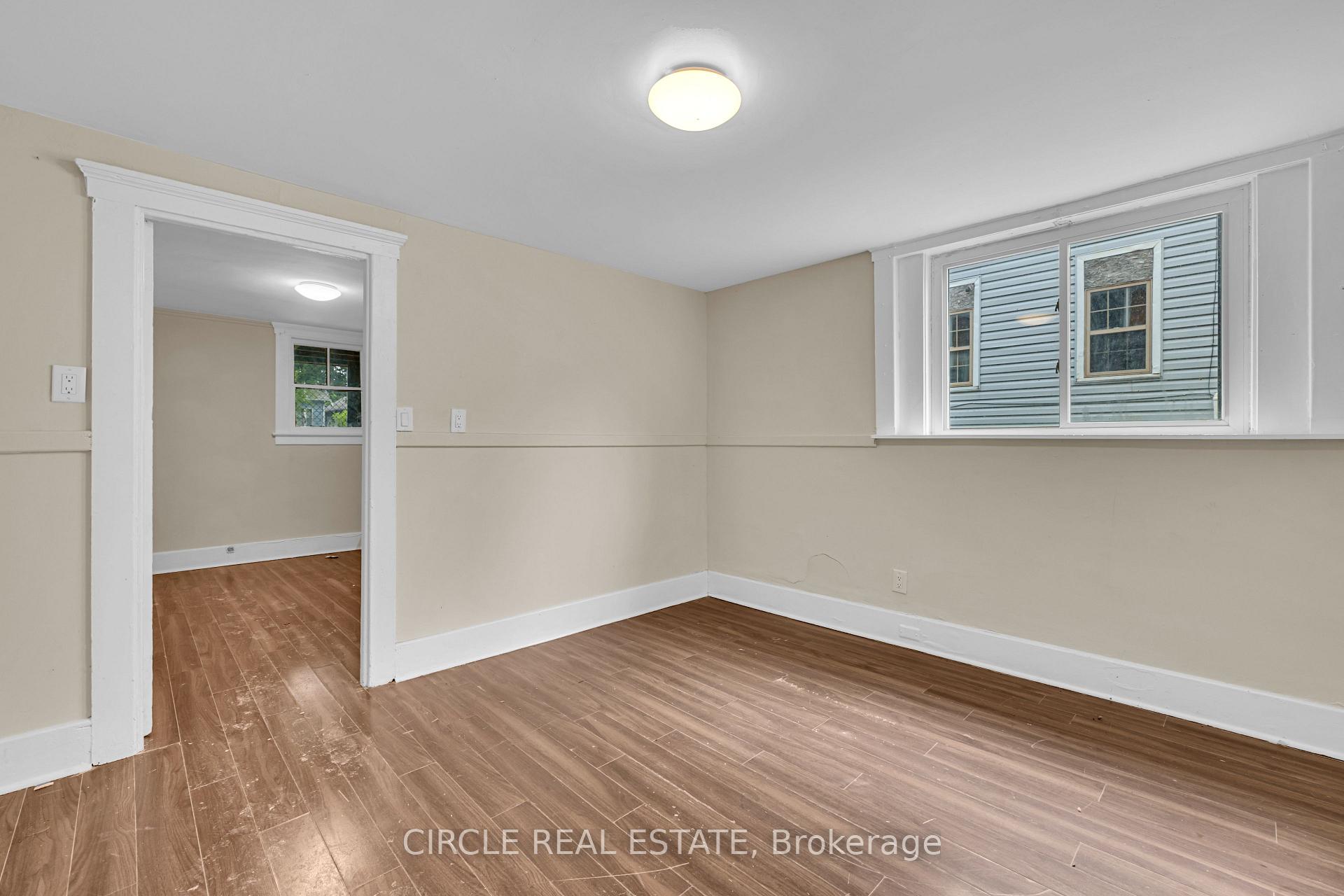 Photo 49 of 945-951 Wellington Avenue, Windsor — HOMEH