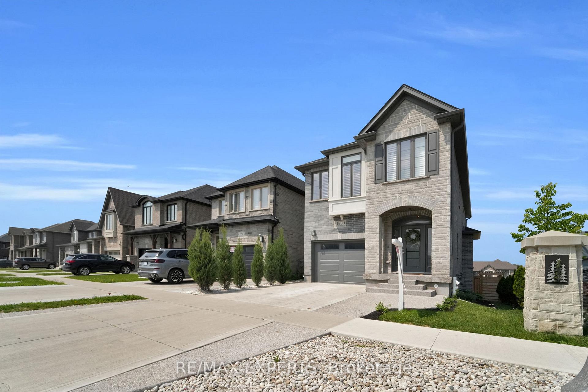Photo 9 of 183 Forest Creek Drive, Kitchener — HOMEH
