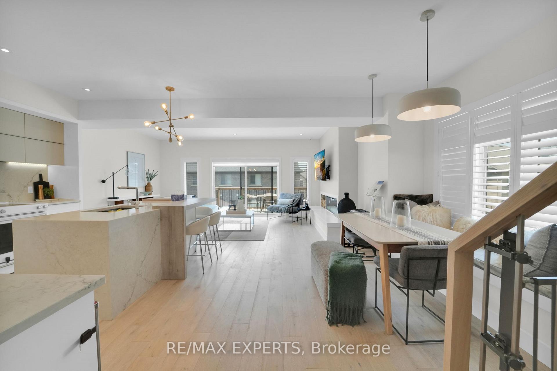 Photo 5 of 183 Forest Creek Drive, Kitchener — HOMEH