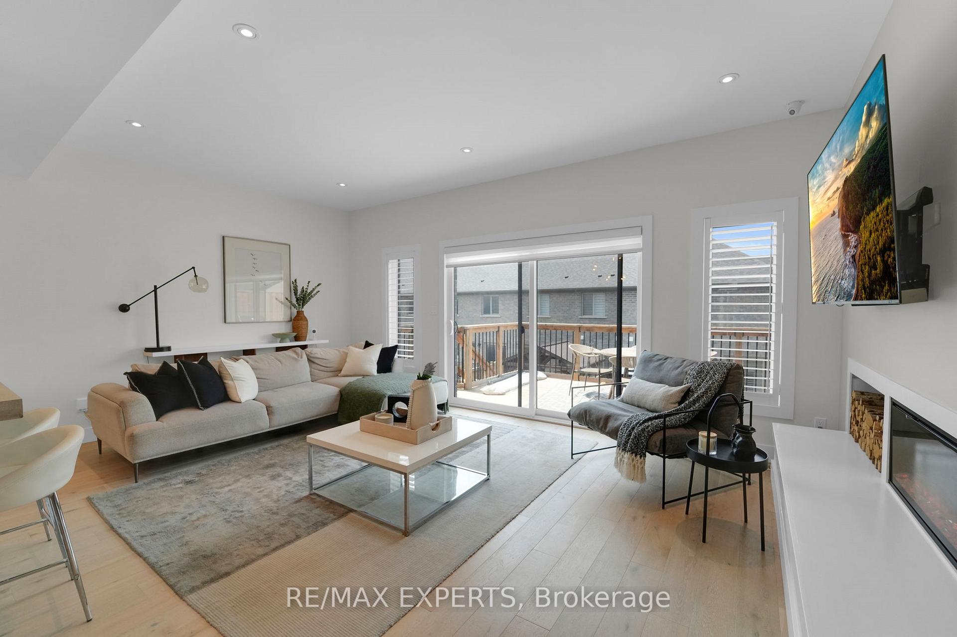 Photo 18 of 183 Forest Creek Drive, Kitchener — HOMEH