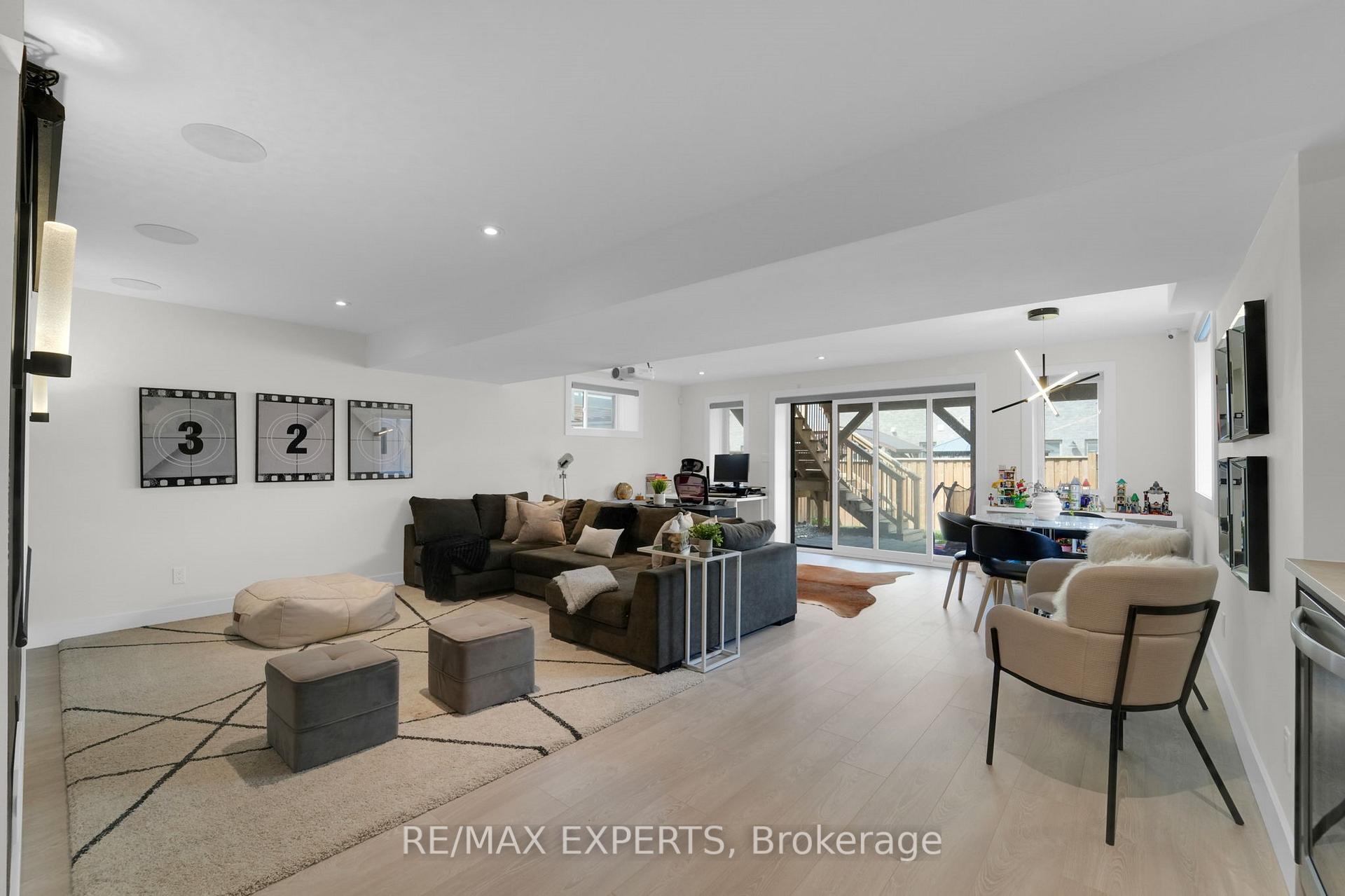 Photo 12 of 183 Forest Creek Drive, Kitchener — HOMEH