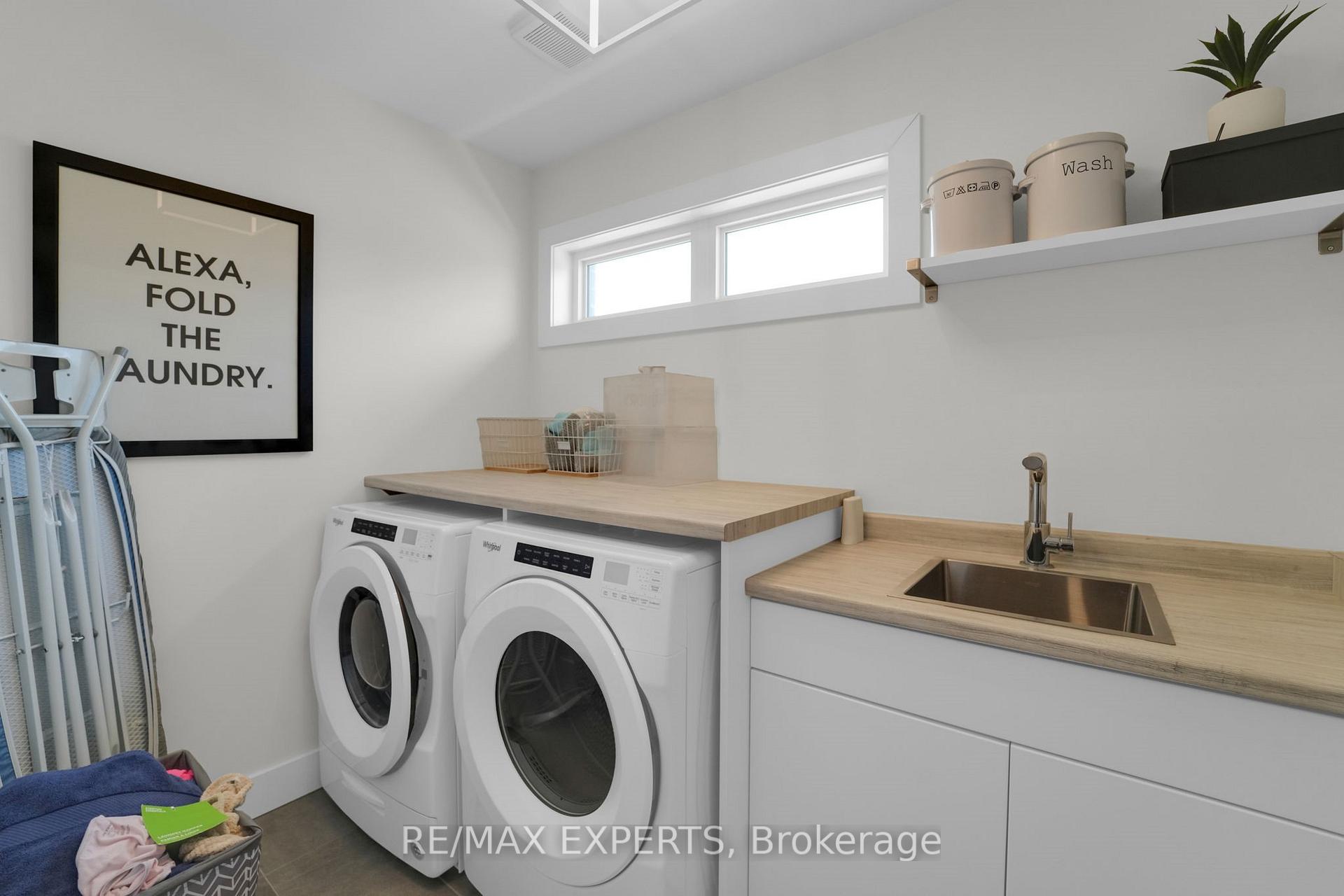 Photo 14 of 183 Forest Creek Drive, Kitchener — HOMEH