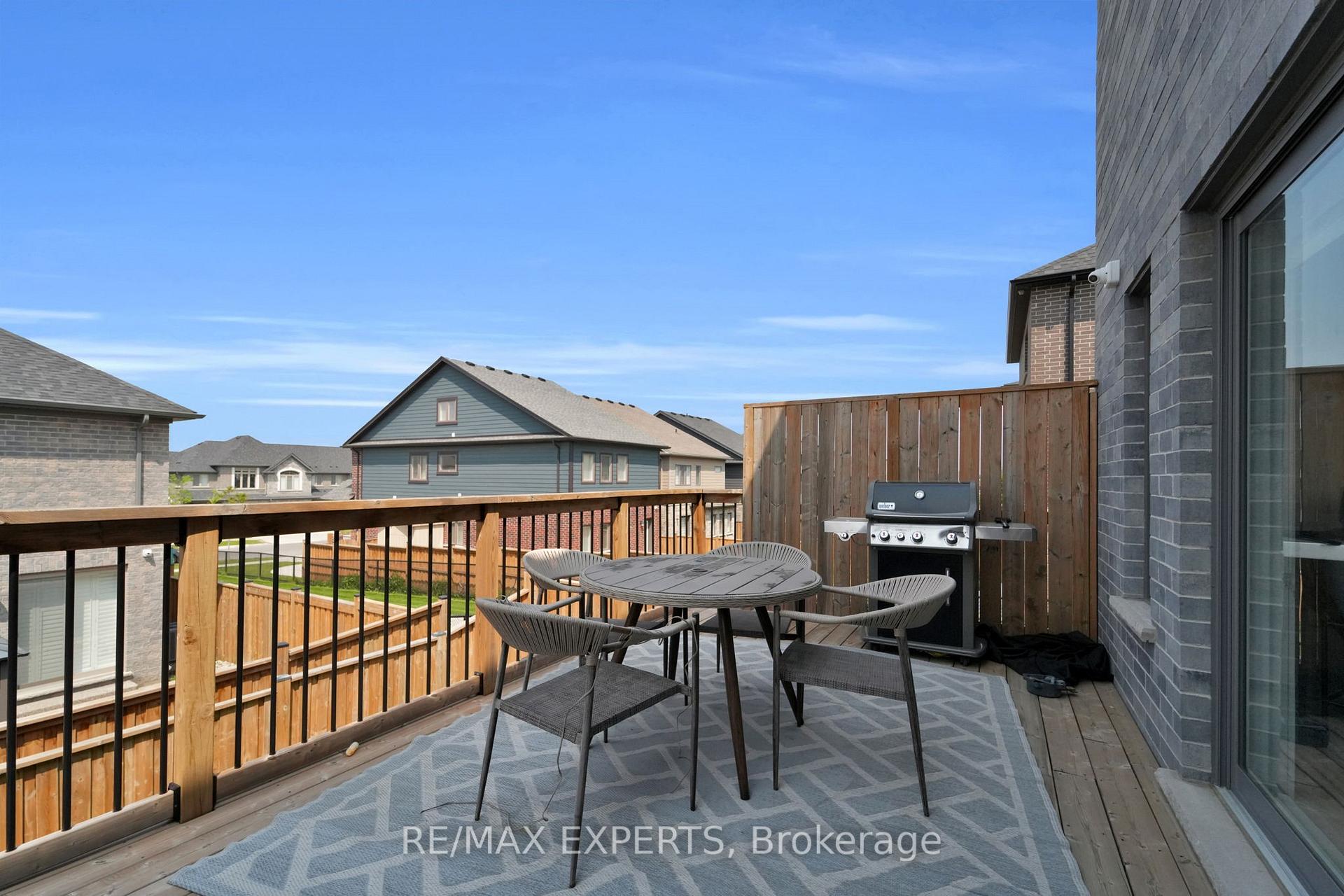 Photo 32 of 183 Forest Creek Drive, Kitchener — HOMEH