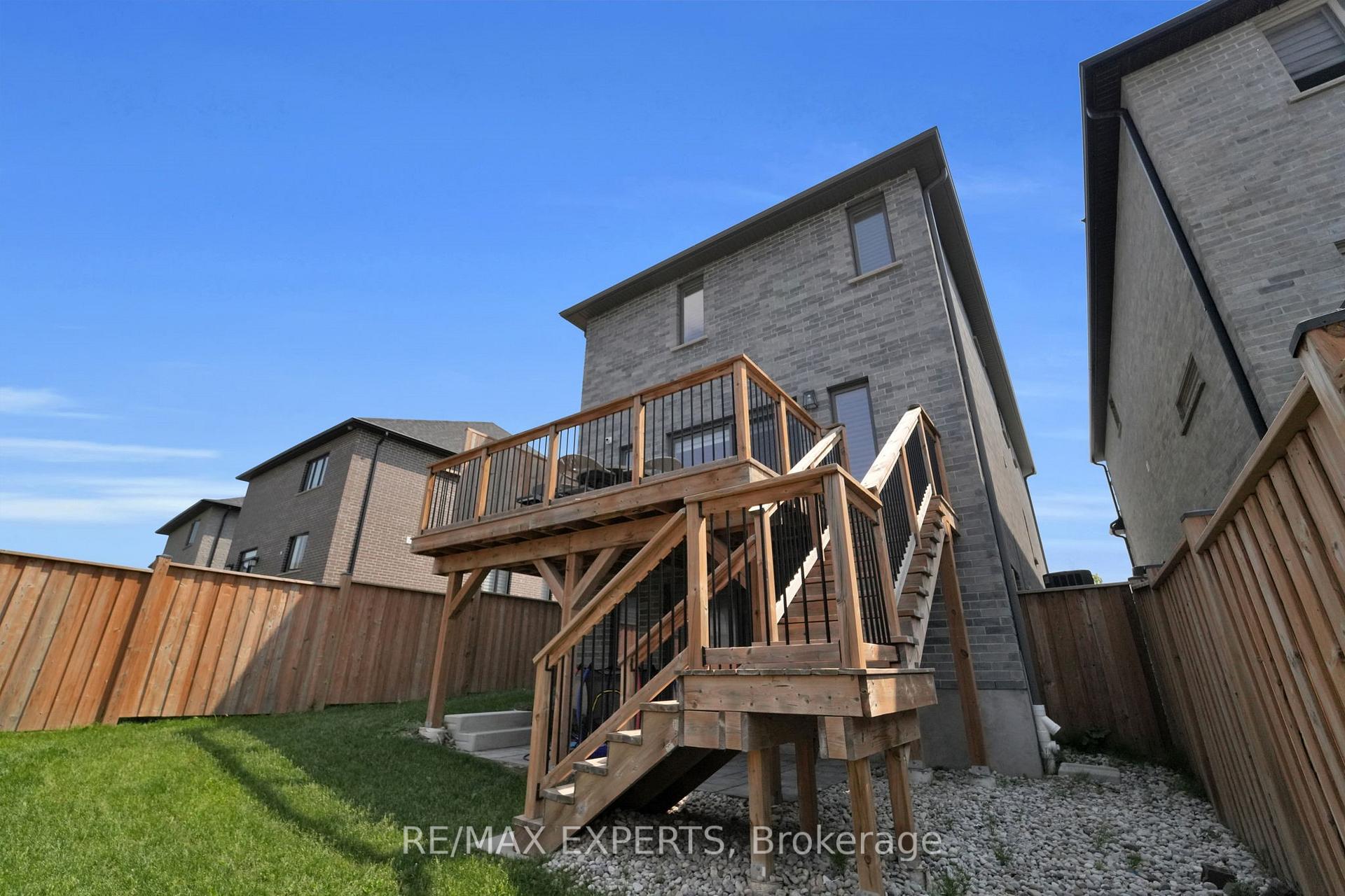 Photo 36 of 183 Forest Creek Drive, Kitchener — HOMEH