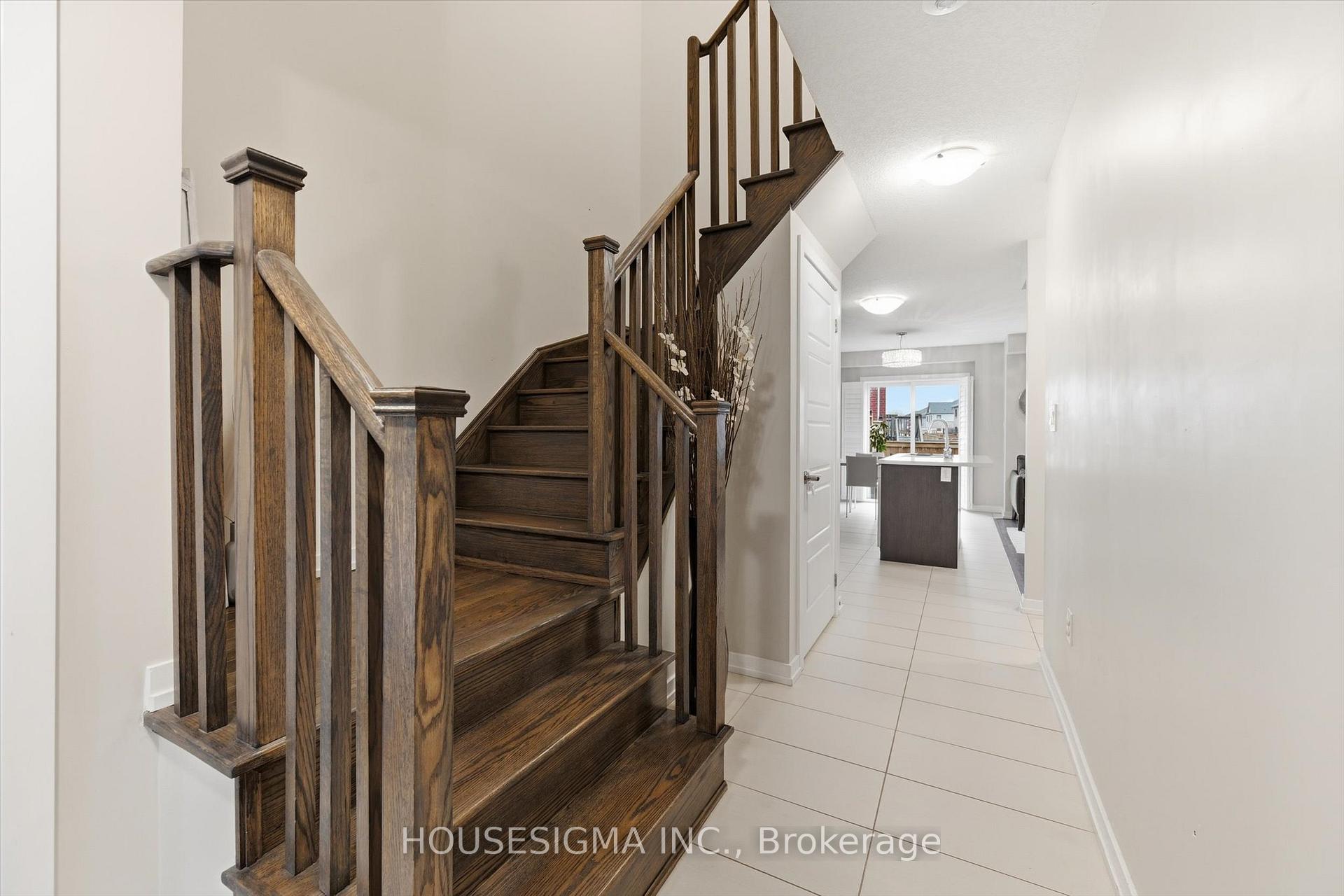 Photo 19 of 116 Scarletwood Street, Hamilton, Stoney Creek Mountain — HOMEH