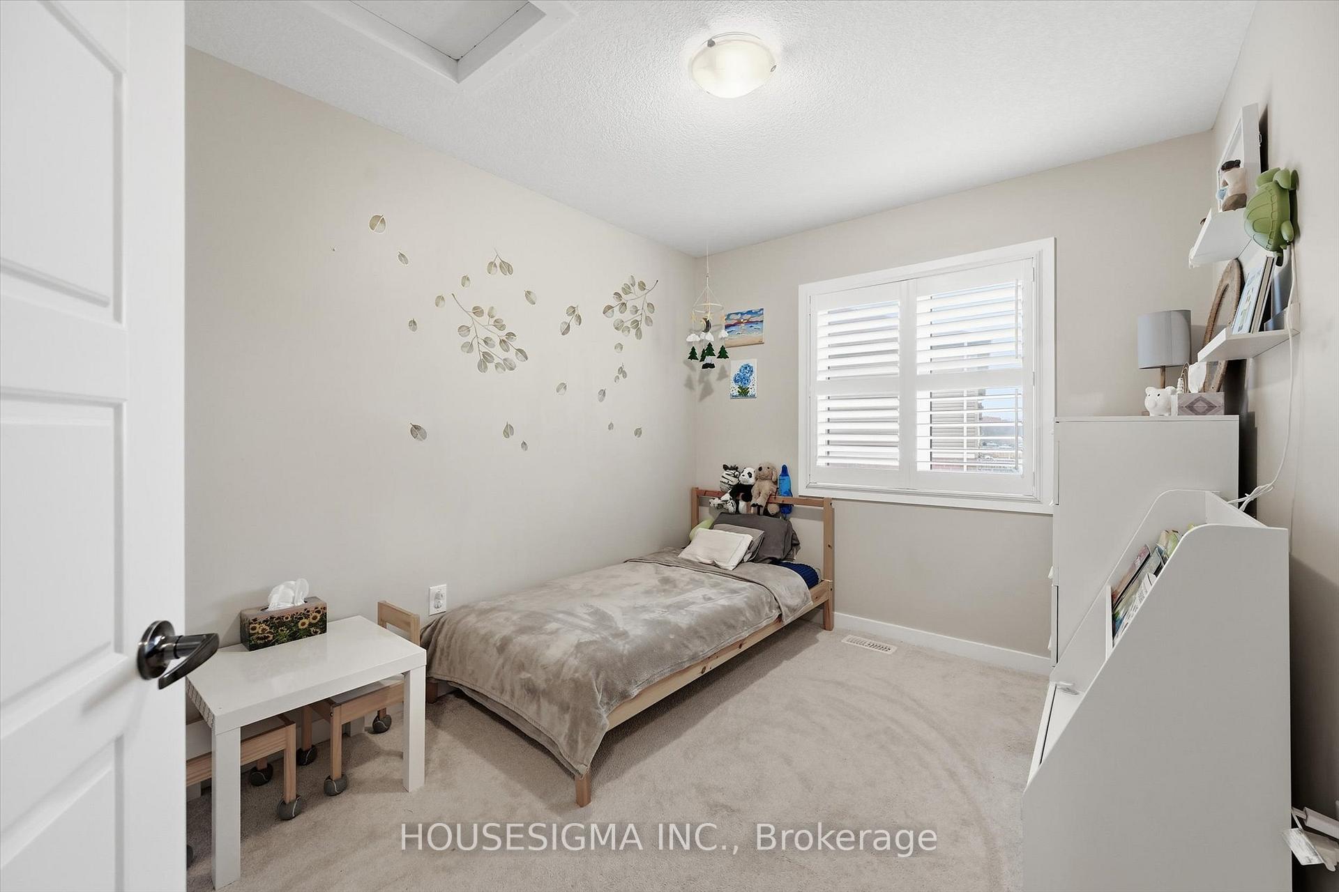 Photo 25 of 116 Scarletwood Street, Hamilton, Stoney Creek Mountain — HOMEH