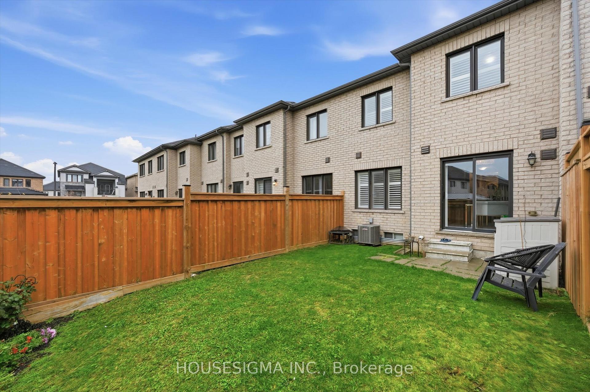 Photo 35 of 116 Scarletwood Street, Hamilton, Stoney Creek Mountain — HOMEH