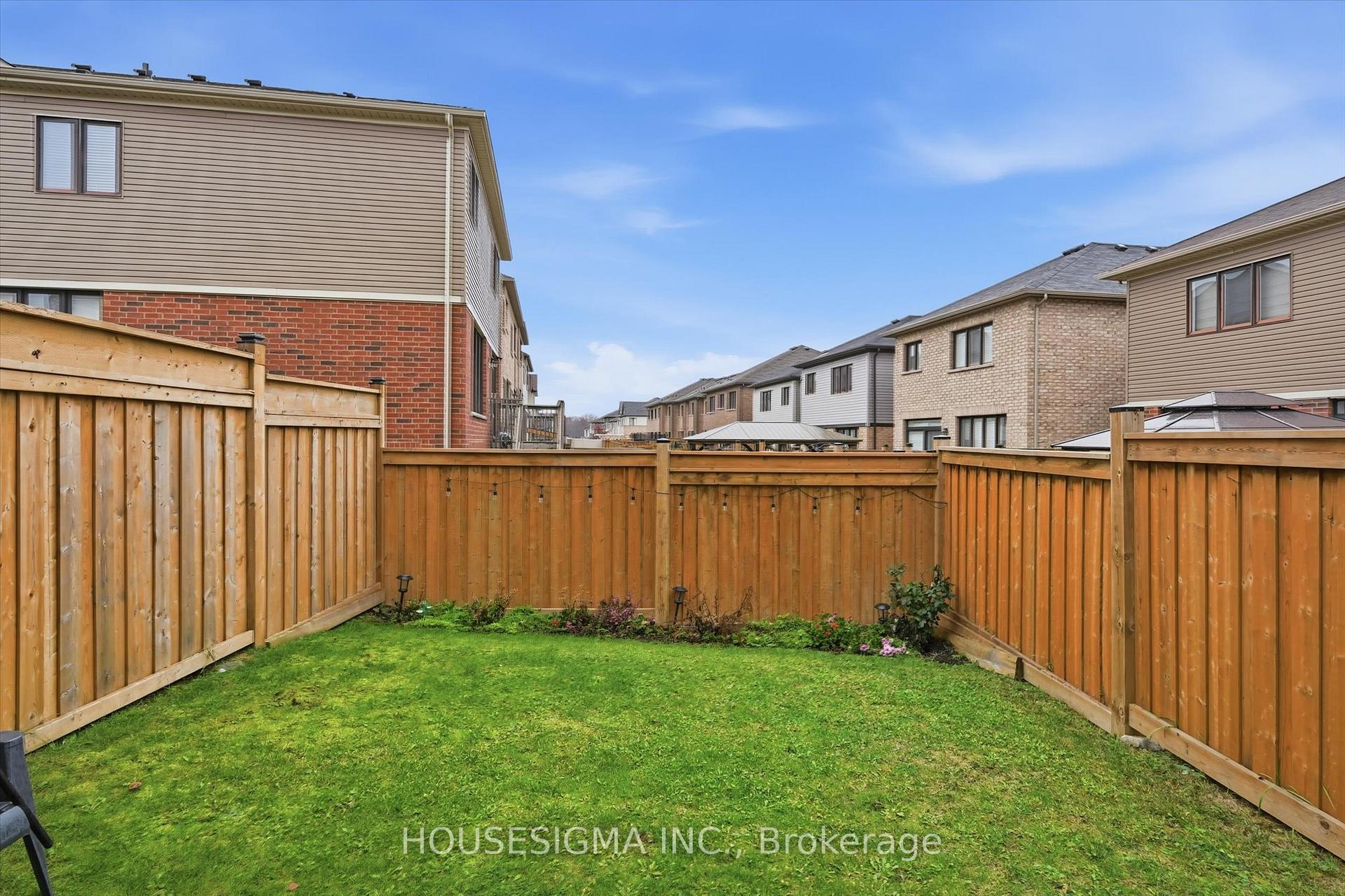 Photo 36 of 116 Scarletwood Street, Hamilton, Stoney Creek Mountain — HOMEH