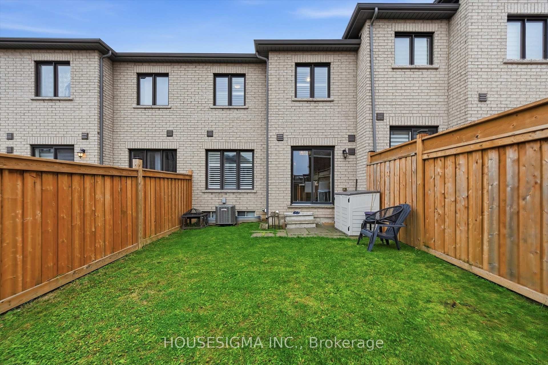 Photo 37 of 116 Scarletwood Street, Hamilton, Stoney Creek Mountain — HOMEH