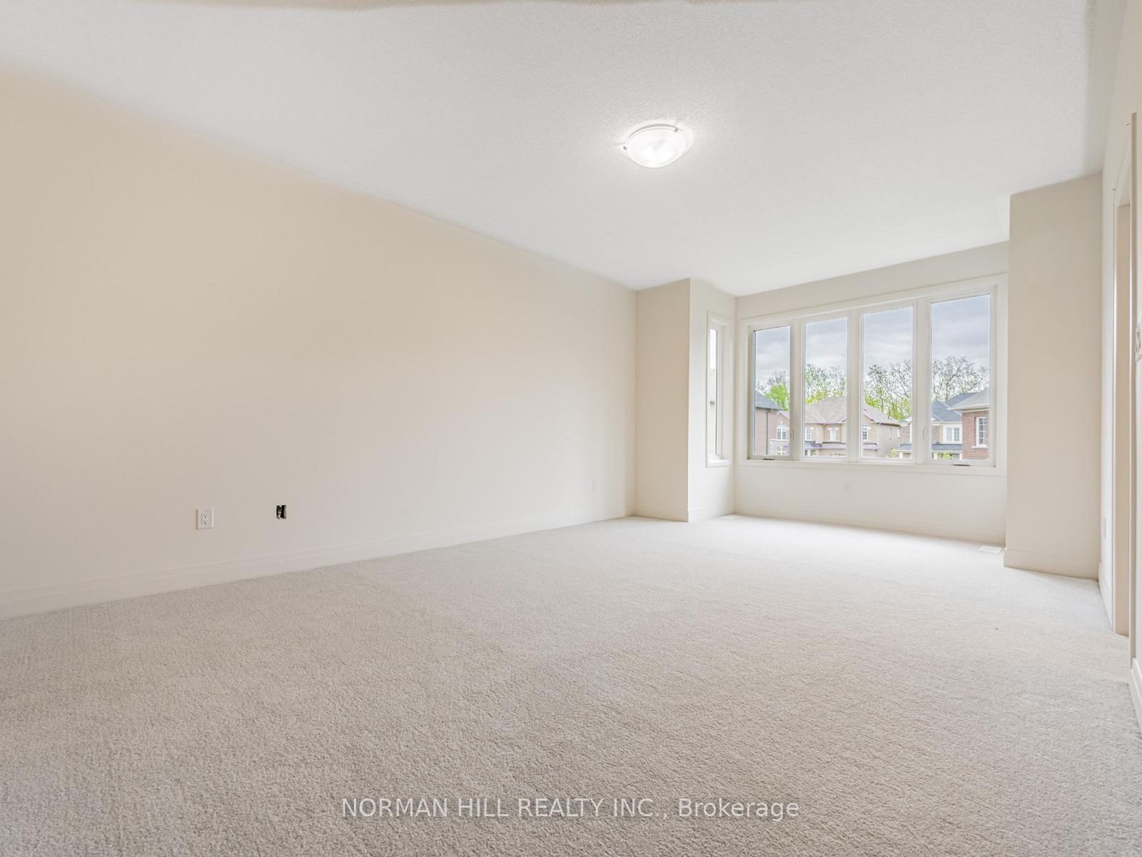 Photo 15 of 3 Lilestone Drive, Brampton, Credit Valley — HOMEH