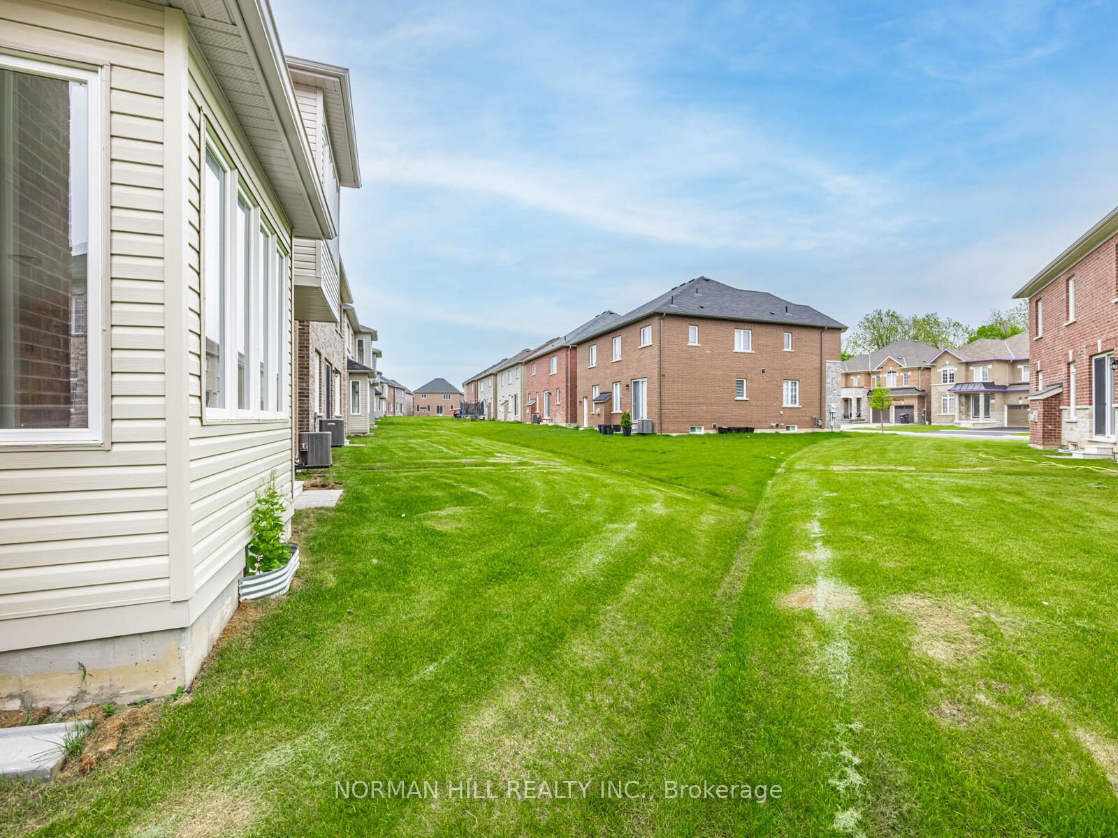 Photo 24 of 3 Lilestone Drive, Brampton, Credit Valley — HOMEH