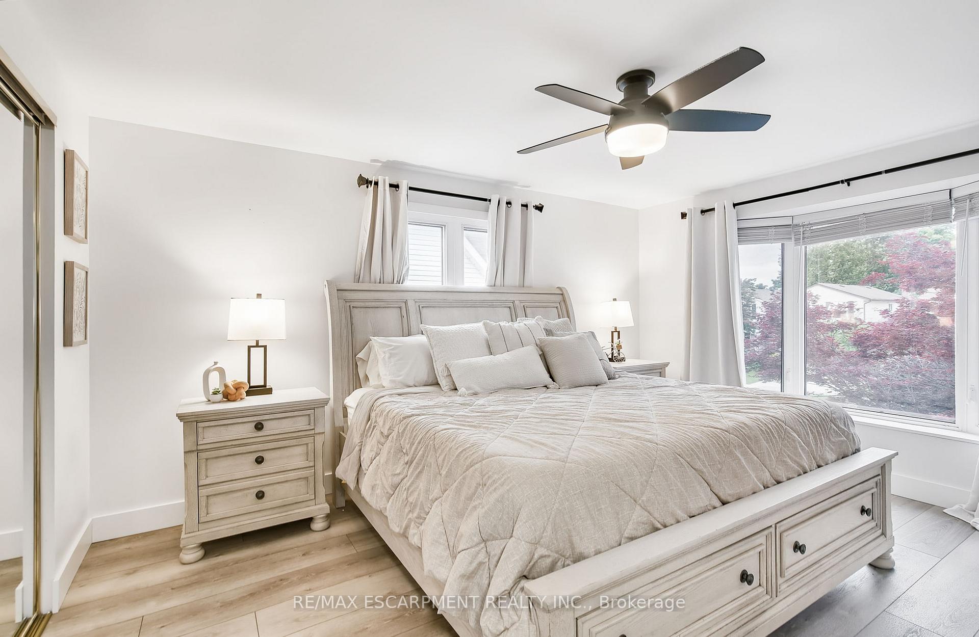 Photo 34 of 27 Dalton Crescent, Hamilton, Stoney Creek — HOMEH