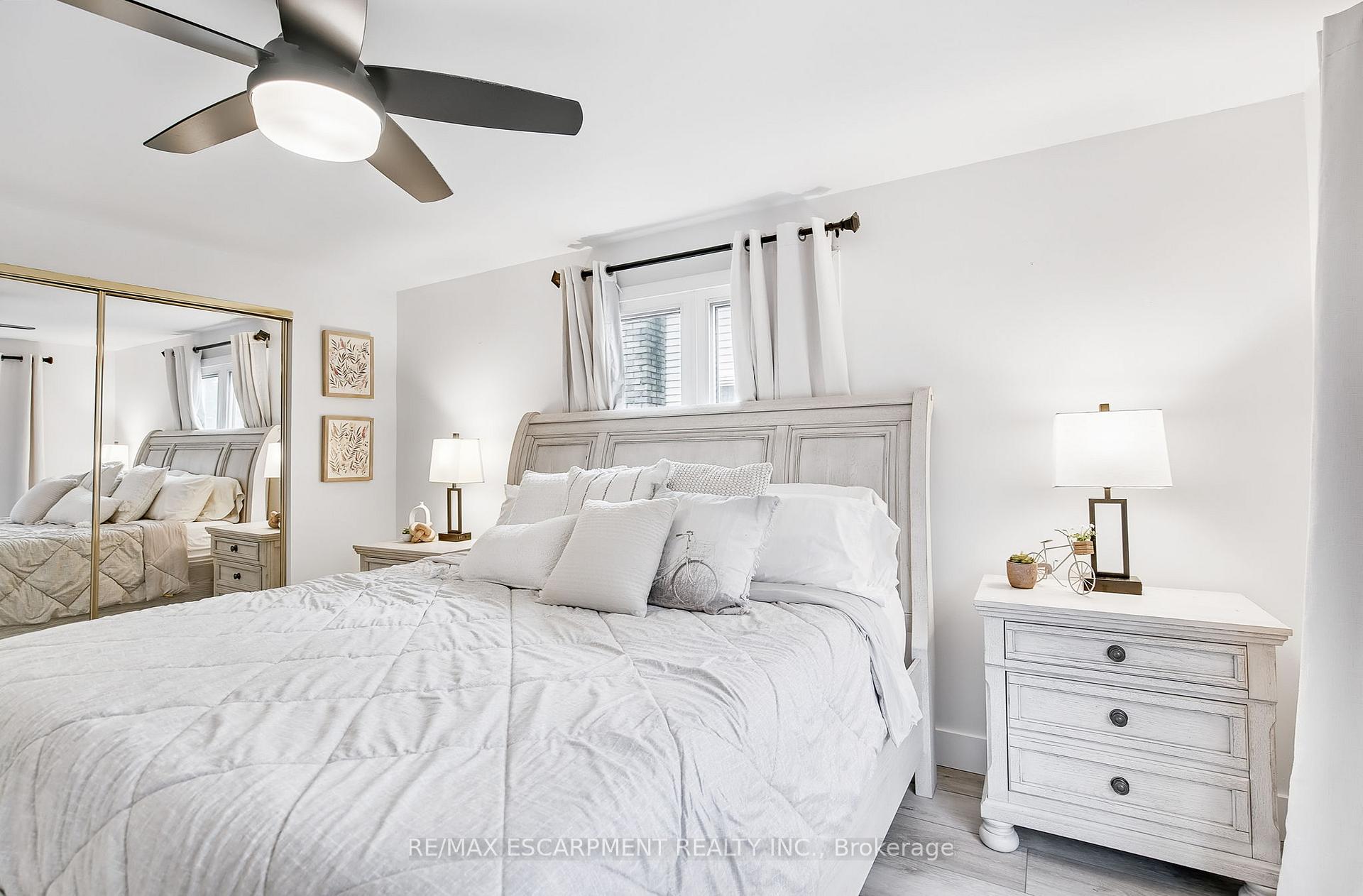 Photo 27 of 27 Dalton Crescent, Hamilton, Stoney Creek — HOMEH