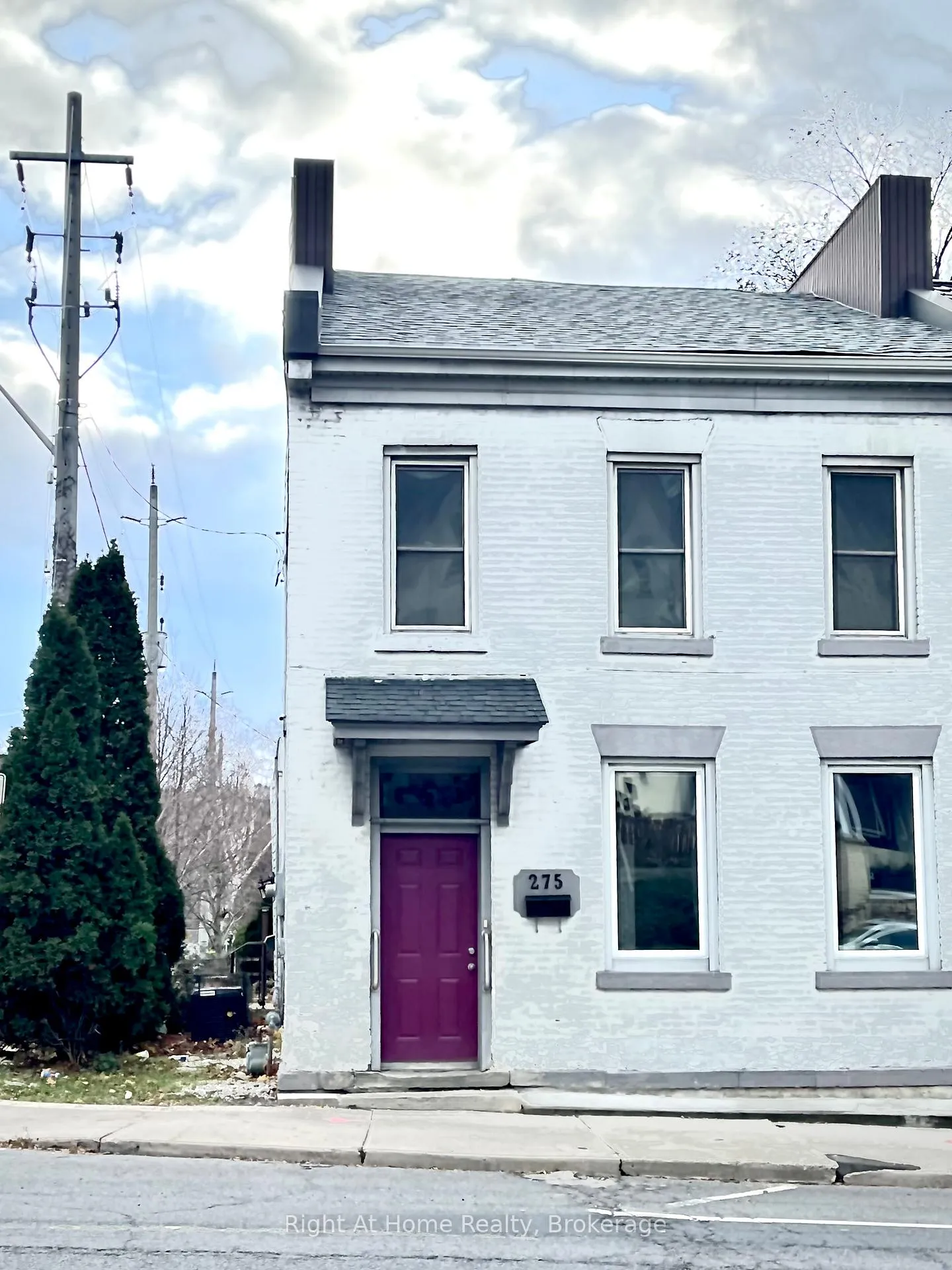Photo 2 of Unit Upper, 275 Main Street W, Hamilton, Kirkendall — HOMEH