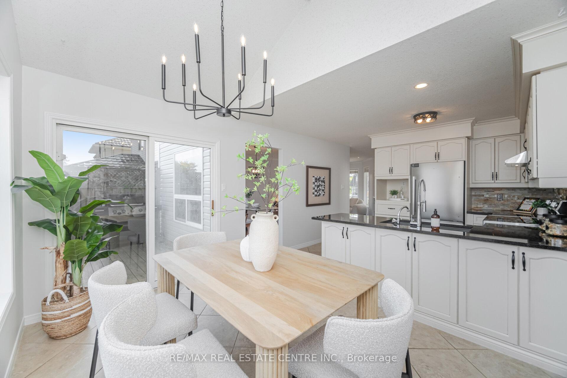Photo 15 of 127 Silurian Drive, Guelph, Grange Road — HOMEH