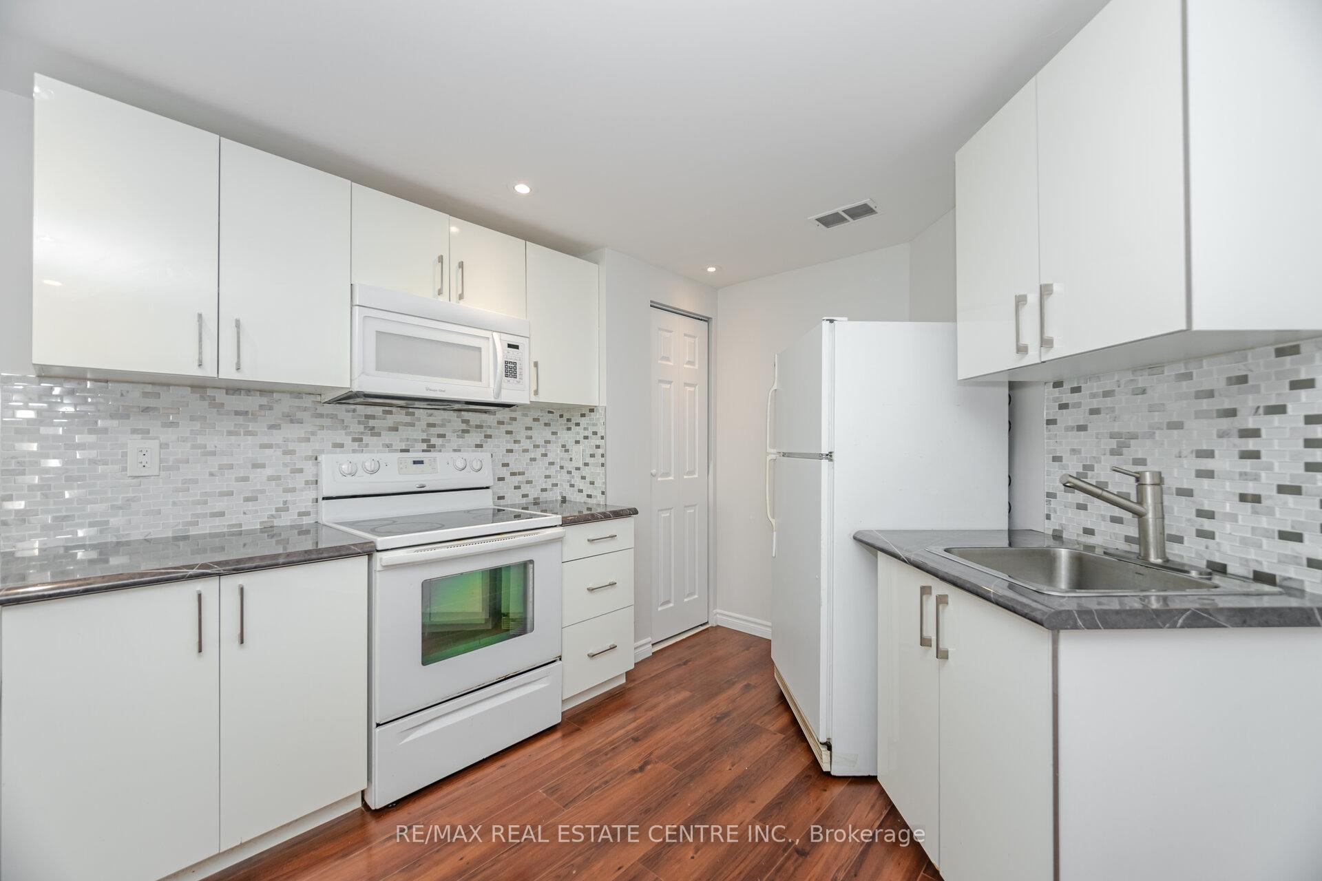Photo 34 of 127 Silurian Drive, Guelph, Grange Road — HOMEH