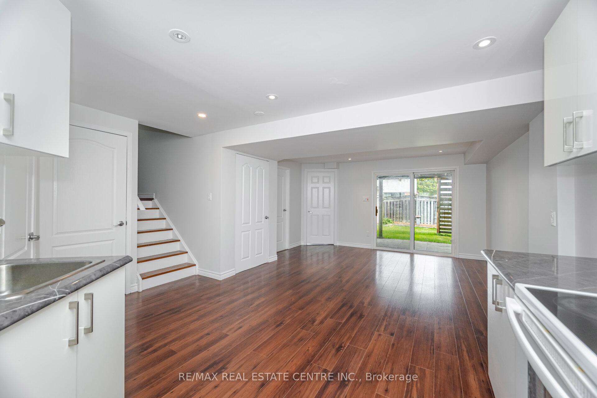 Photo 35 of 127 Silurian Drive, Guelph, Grange Road — HOMEH
