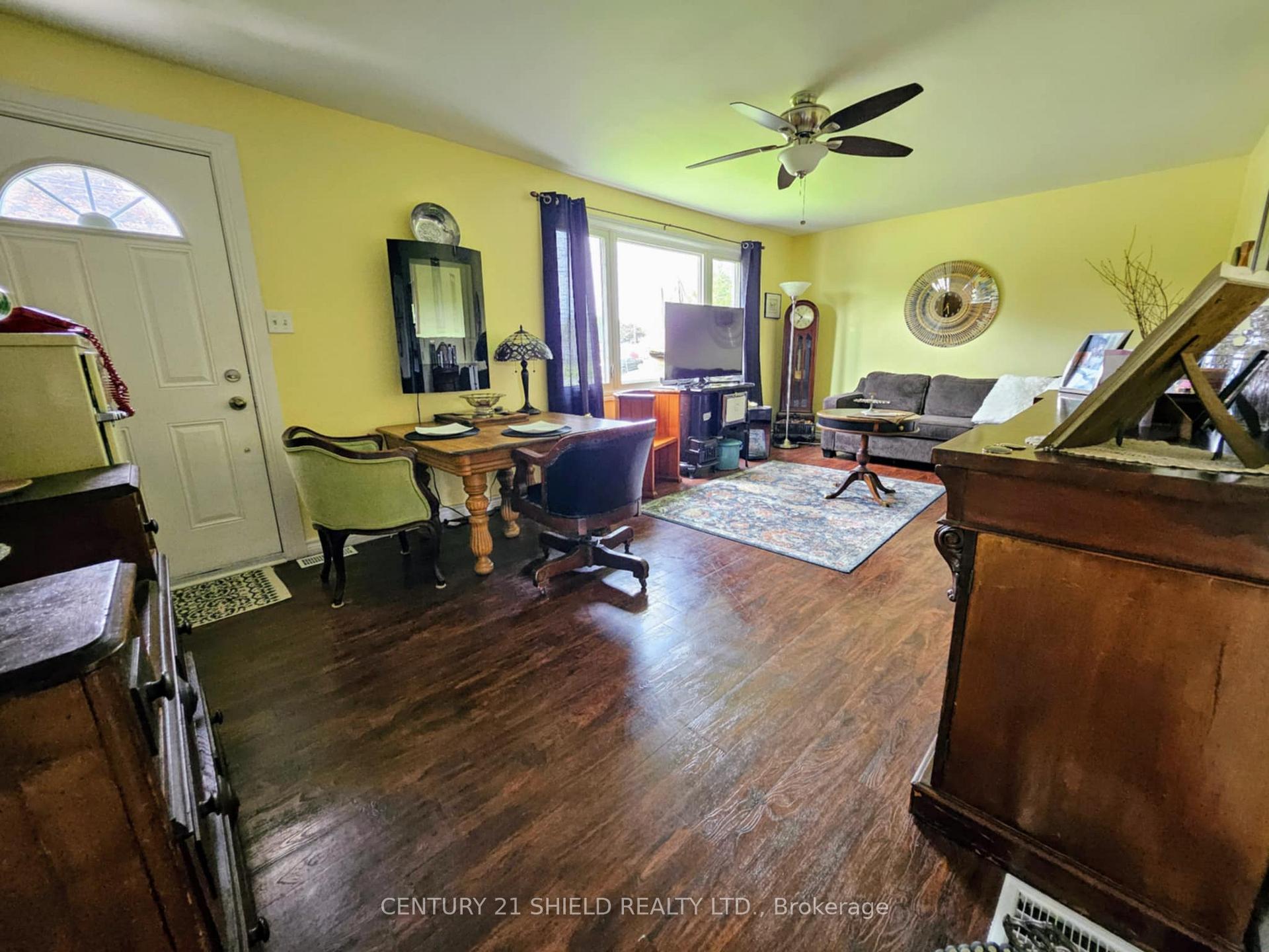 Photo 5 of 3131 Duval Avenue, Cornwall — HOMEH