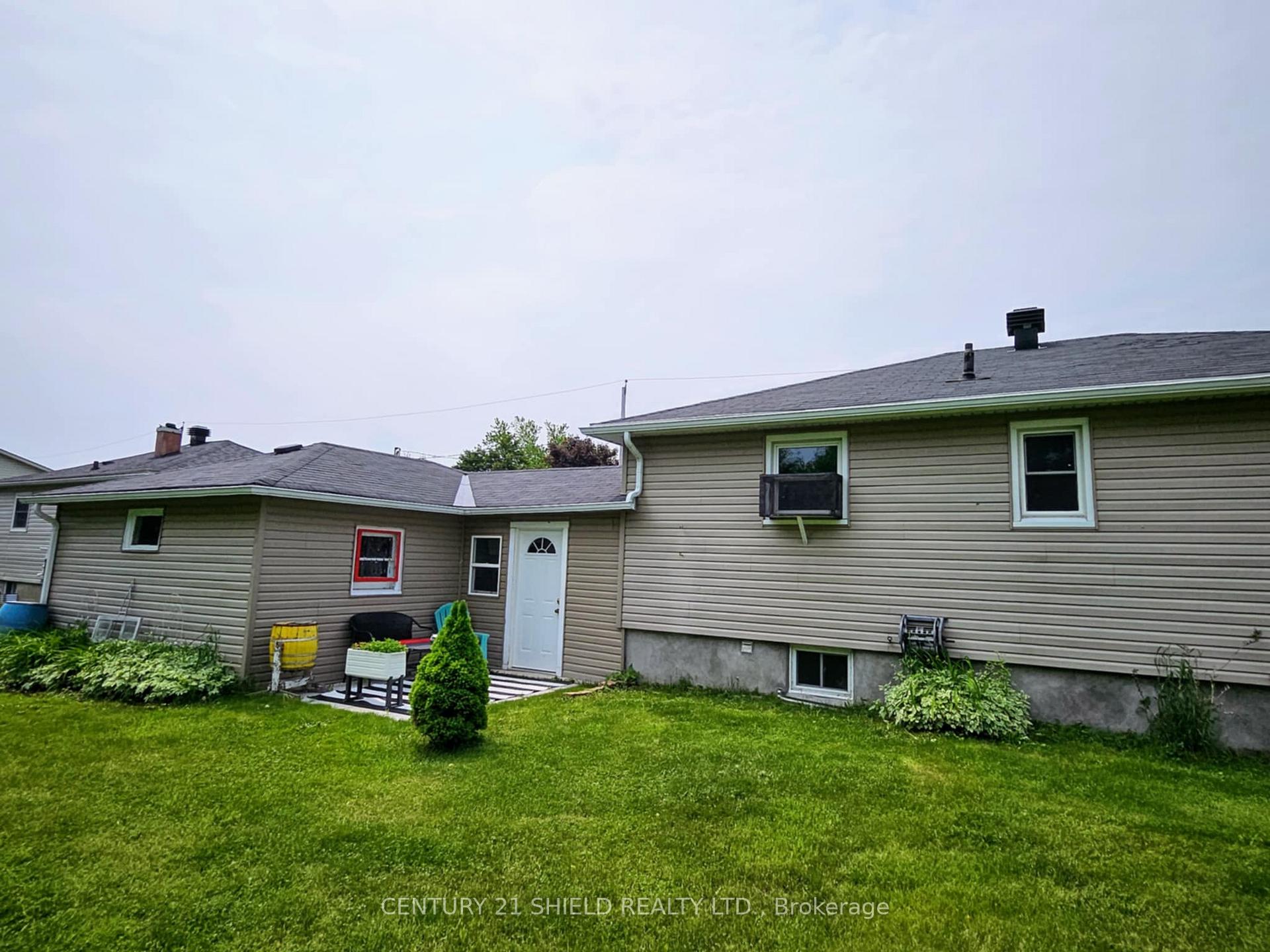 Photo 24 of 3131 Duval Avenue, Cornwall — HOMEH