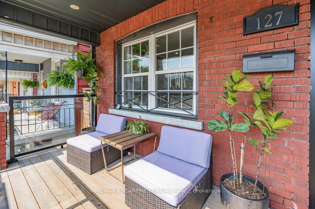 Photo 3 of 127 Sherman Avenue N, Hamilton, Stipley — HOMEH