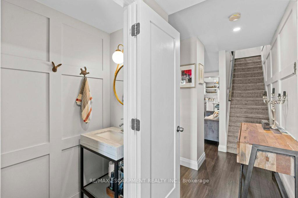 Photo 35 of 127 Sherman Avenue N, Hamilton, Stipley — HOMEH