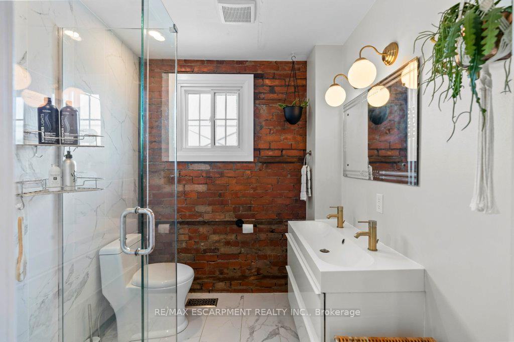 Photo 6 of 127 Sherman Avenue N, Hamilton, Stipley — HOMEH