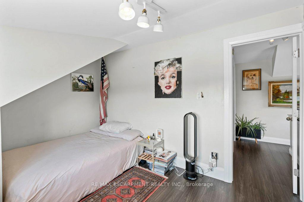 Photo 15 of 127 Sherman Avenue N, Hamilton, Stipley — HOMEH