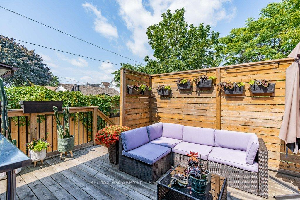 Photo 20 of 127 Sherman Avenue N, Hamilton, Stipley — HOMEH