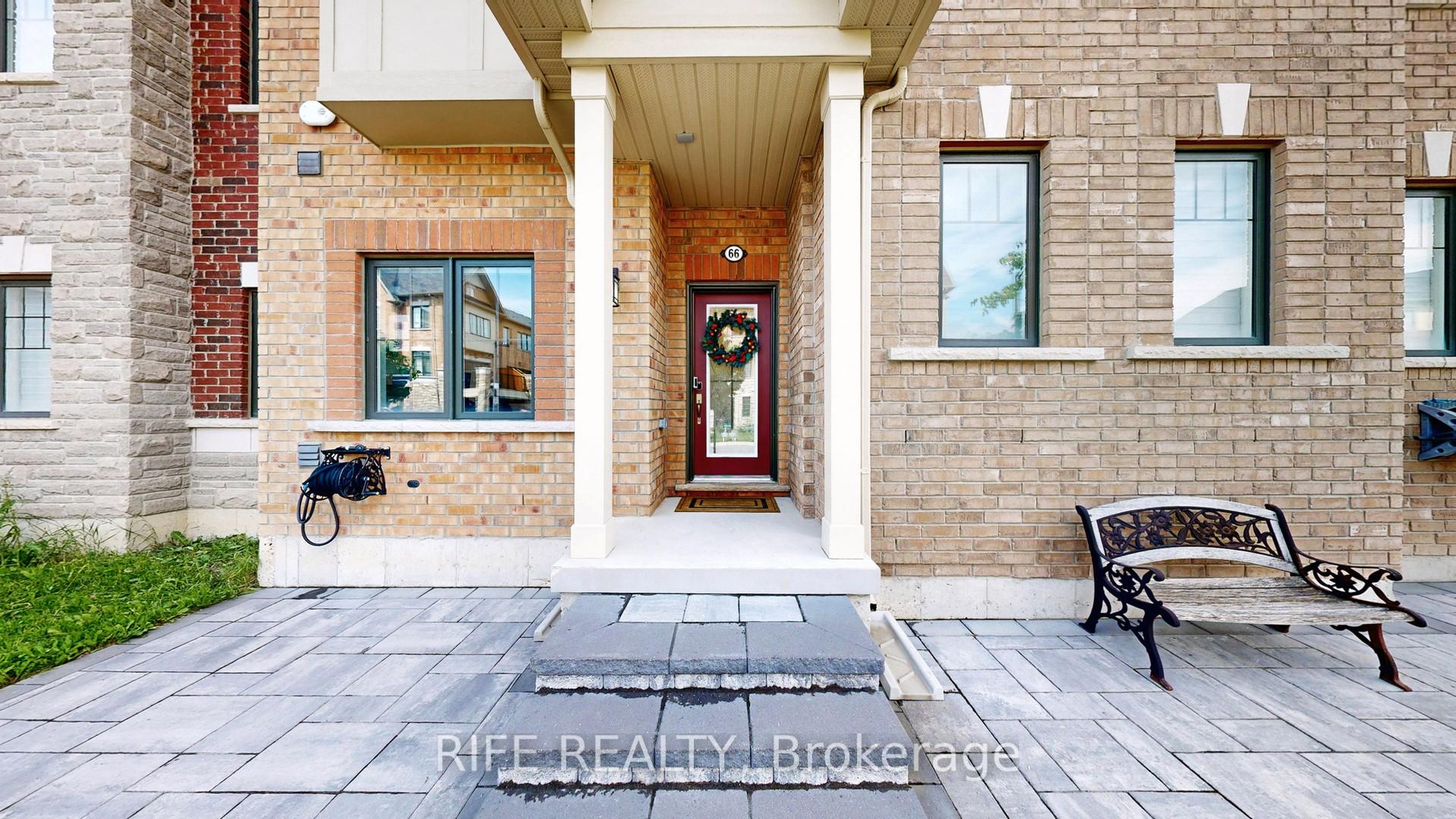 Photo 10 of 66 Mannar Drive, Markham, Victoria Square — HOMEH