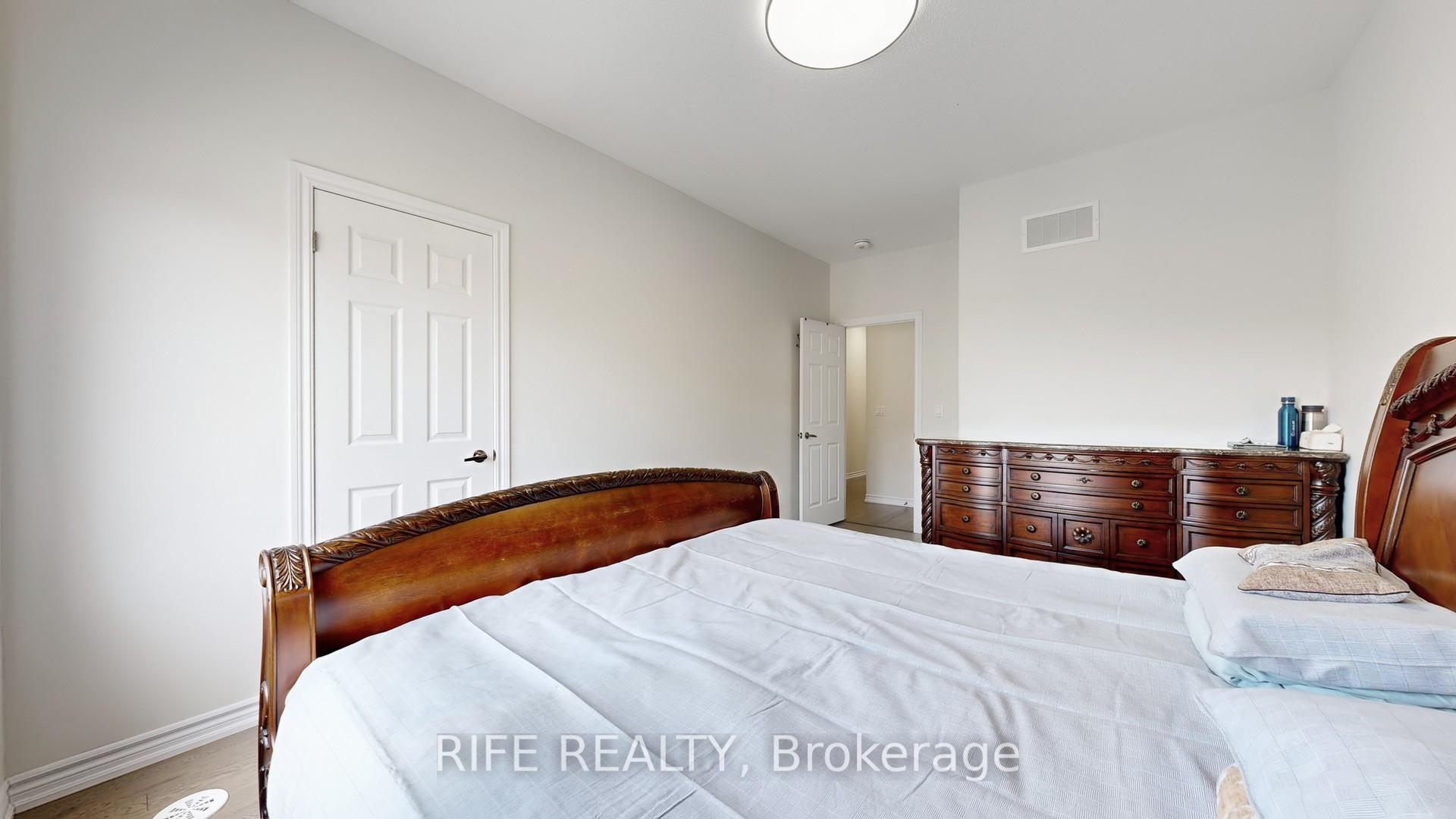 Photo 31 of 66 Mannar Drive, Markham, Victoria Square — HOMEH