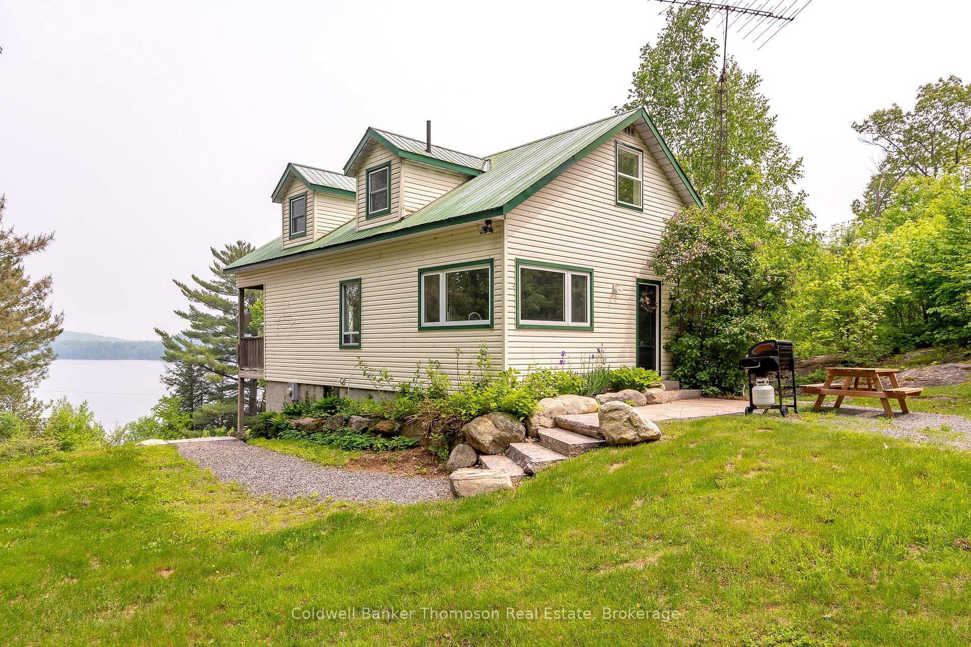 Photo 30 of 879 Three Mile Lake Road, Armour — HOMEH